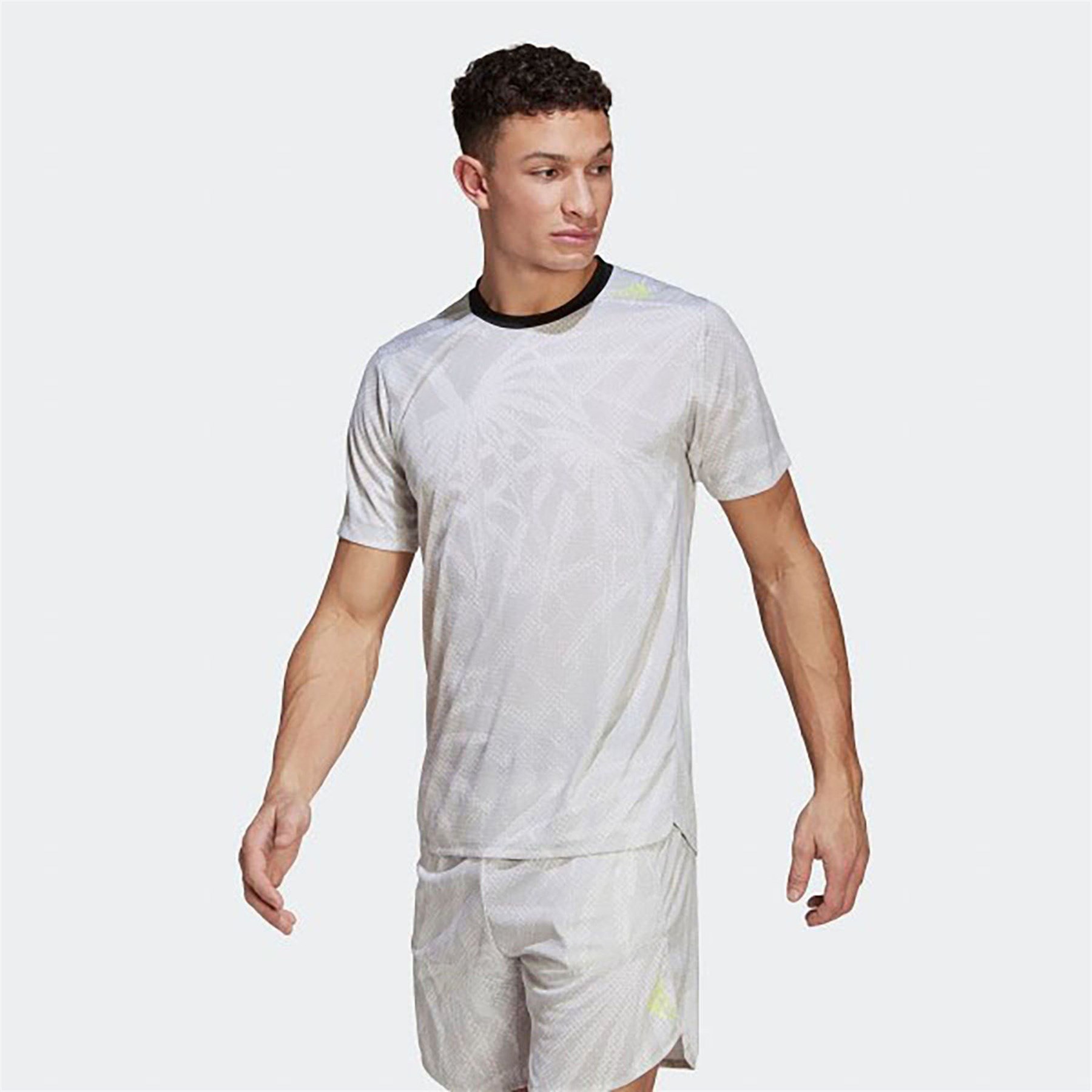 Adidas Erkek Günlük T-Shirt M D4T Hr Gfx T Hc4263