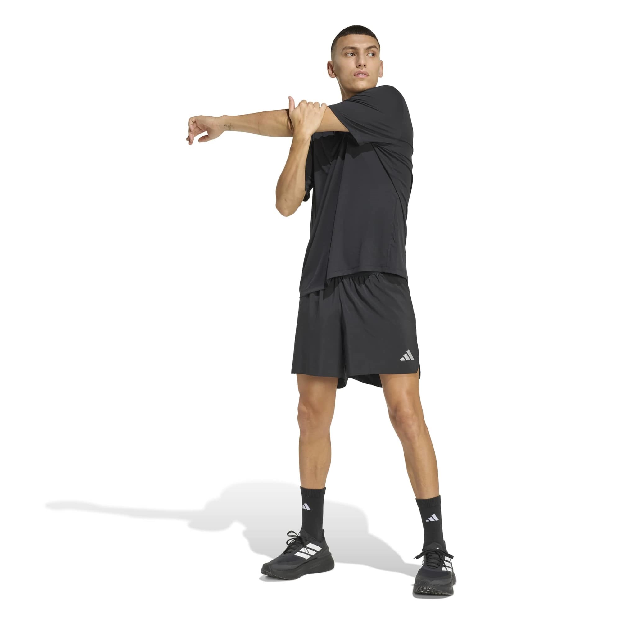 Adidas Erkek Koşu - Yürüyüş T-Shirt Run Ess Tee M Kb5965