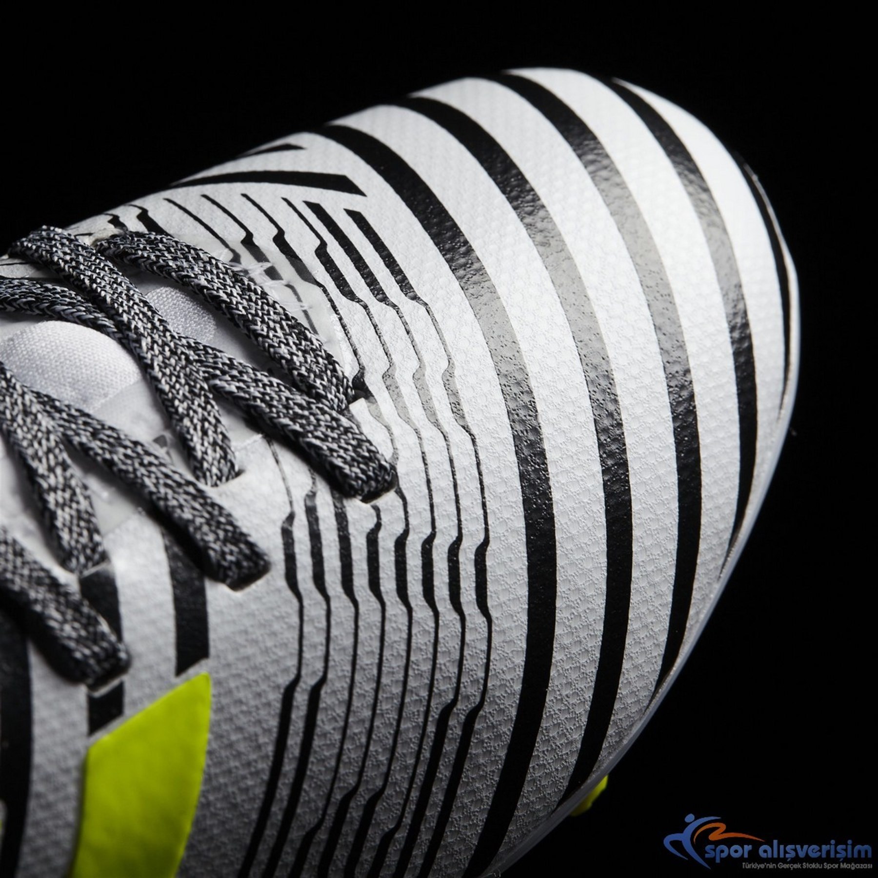 Adidas Erkek Krampon S82426 NEMEZIZ 17.3 FG J