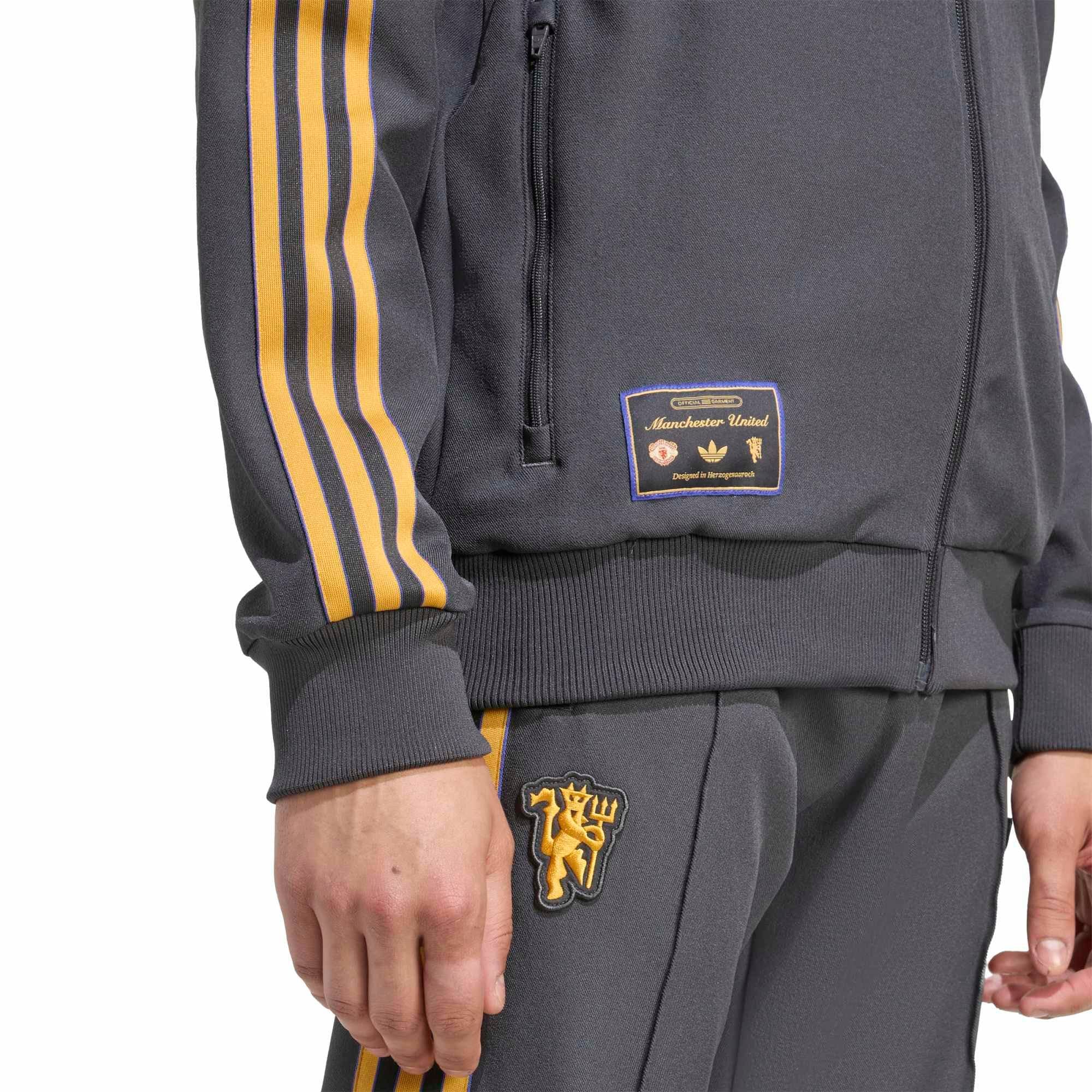 Adidas Erkek Manchester United Futbol Eşofman Üstü Mufc Icon Tt Jn2816
