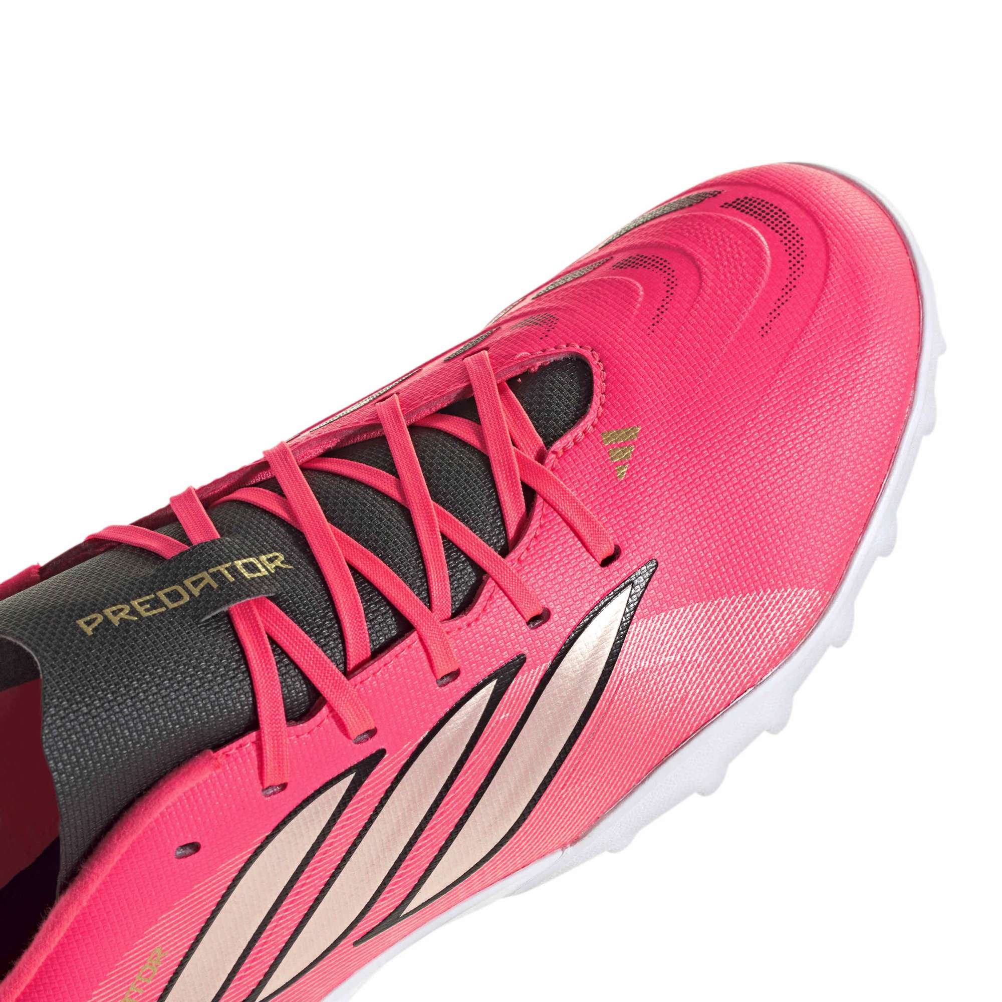 Adidas Futbol Ayakkabısı Predator Club TF HP9975