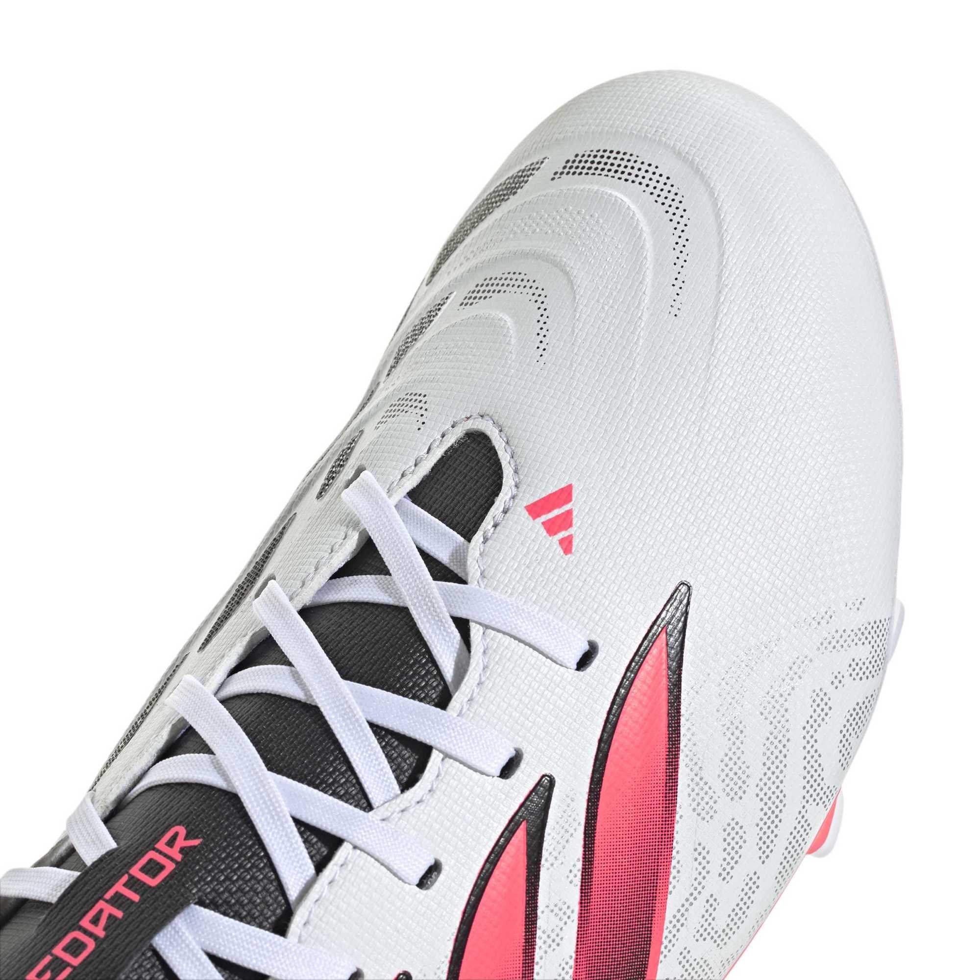 Adidas Futbol Ayakkabısı Predator Club FG-MG IH2111