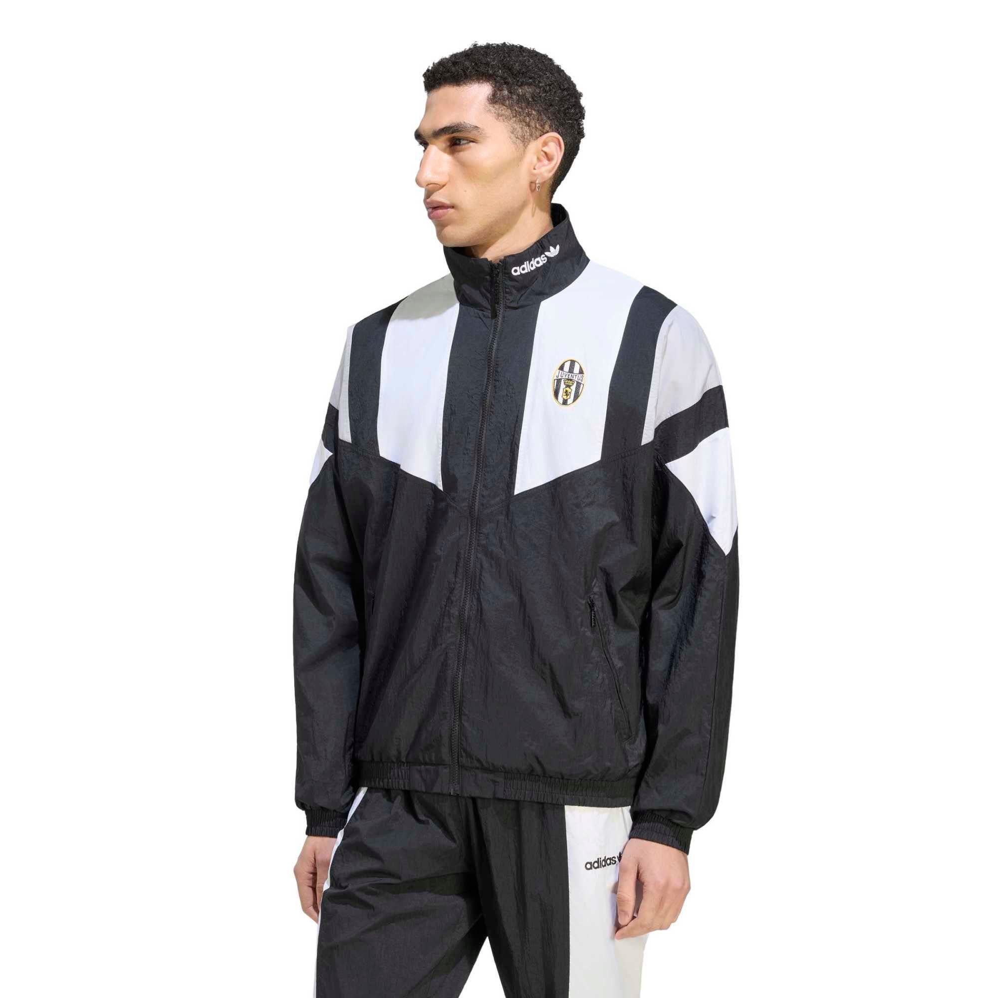 Adidas Juventus Erkek Futbol Eşofman Üstü Juve Eqt Tt Kf9824