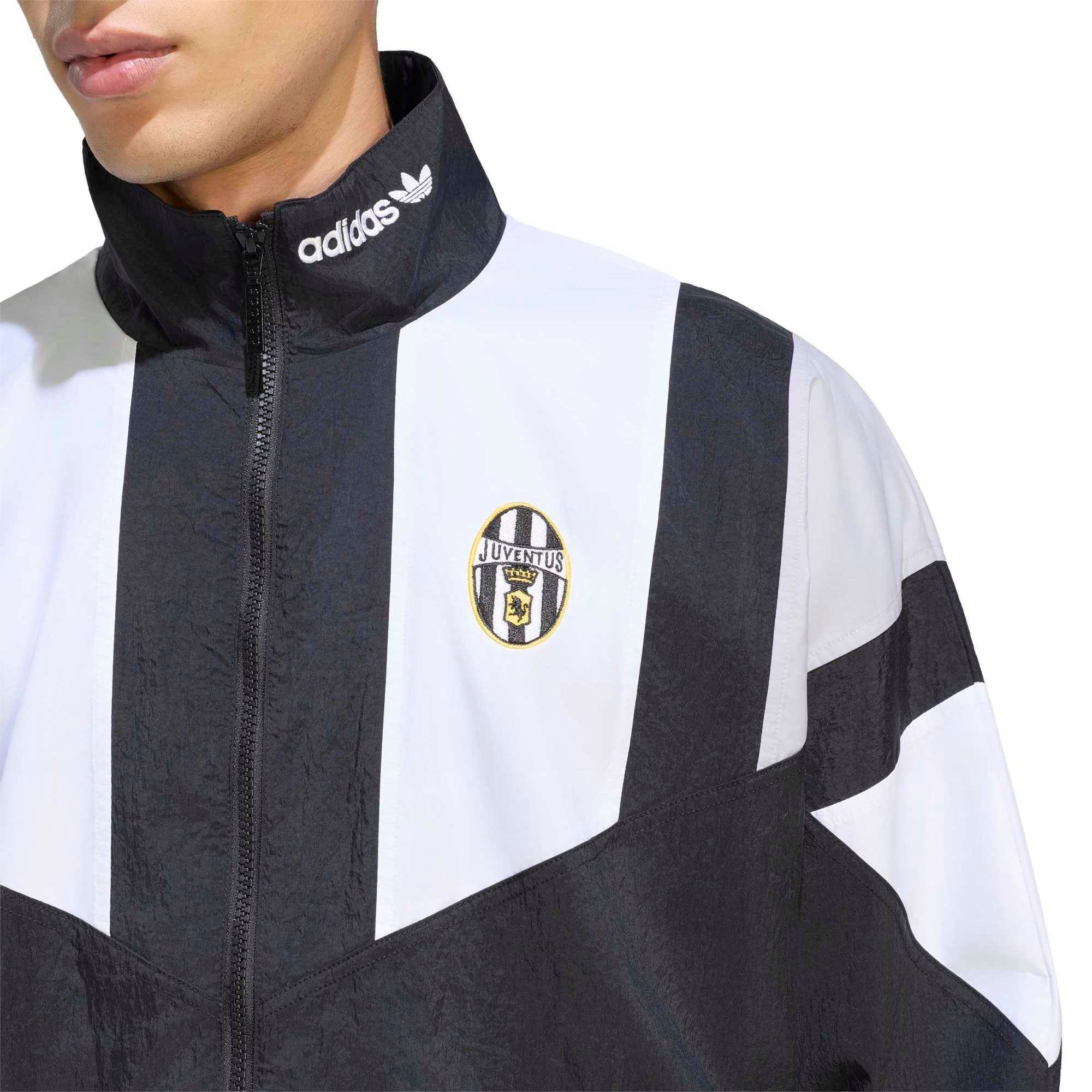 Adidas Juventus Erkek Futbol Eşofman Üstü Juve Eqt Tt Kf9824