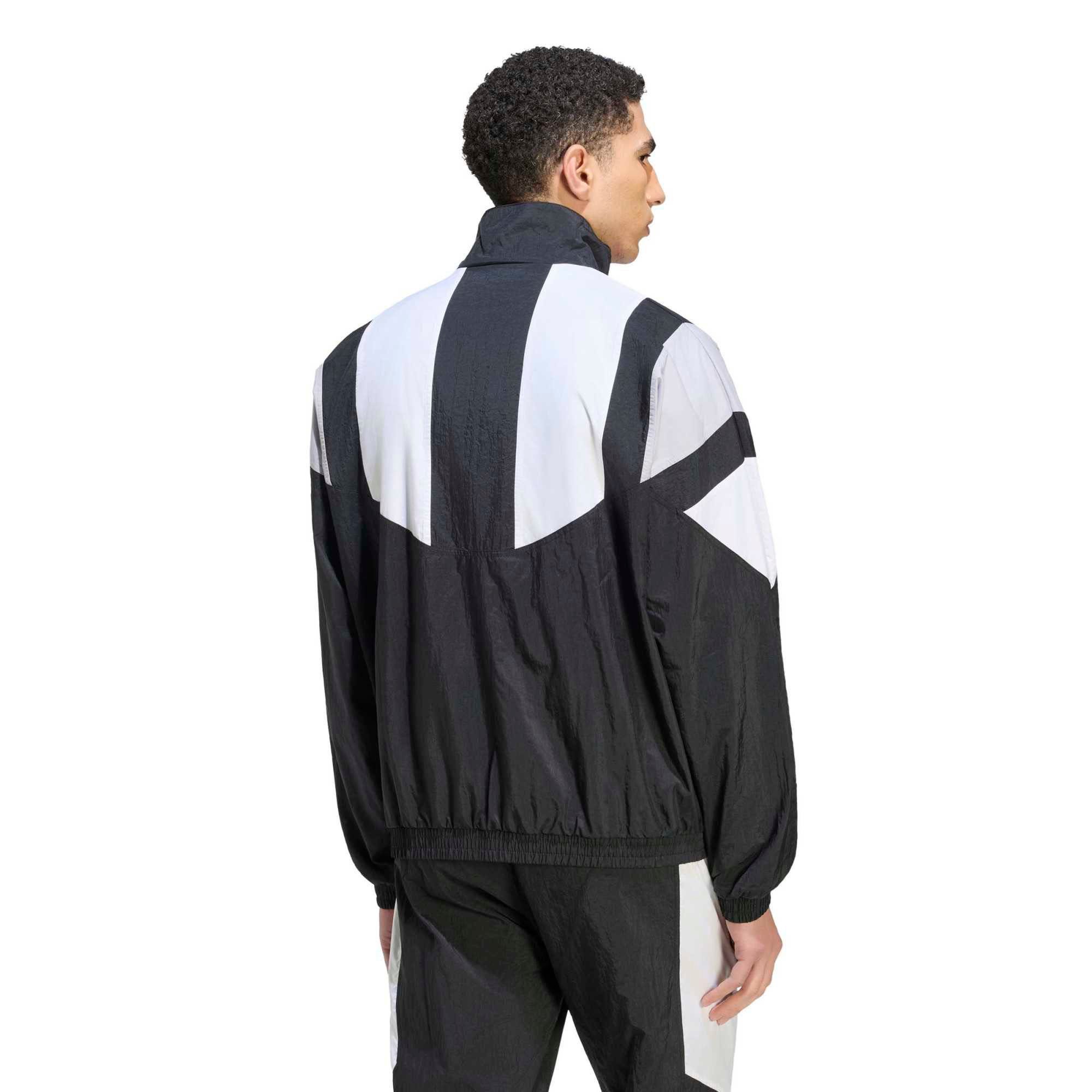 Adidas Juventus Erkek Futbol Eşofman Üstü Juve Eqt Tt Kf9824