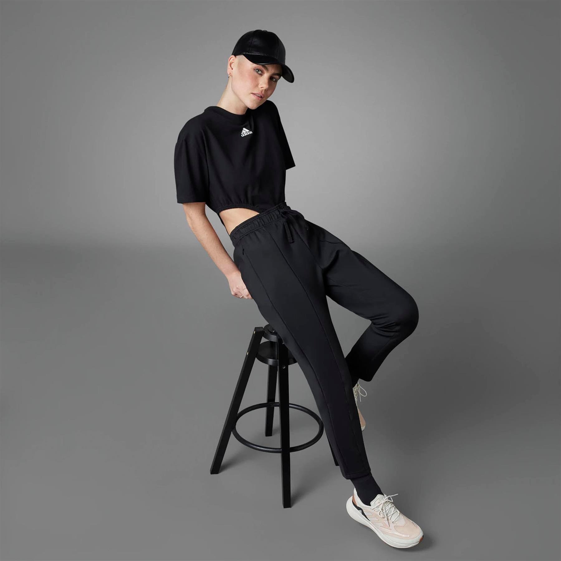 Adidas Kadın Günlük Eşofman Altı W Slim Pt Hy8539