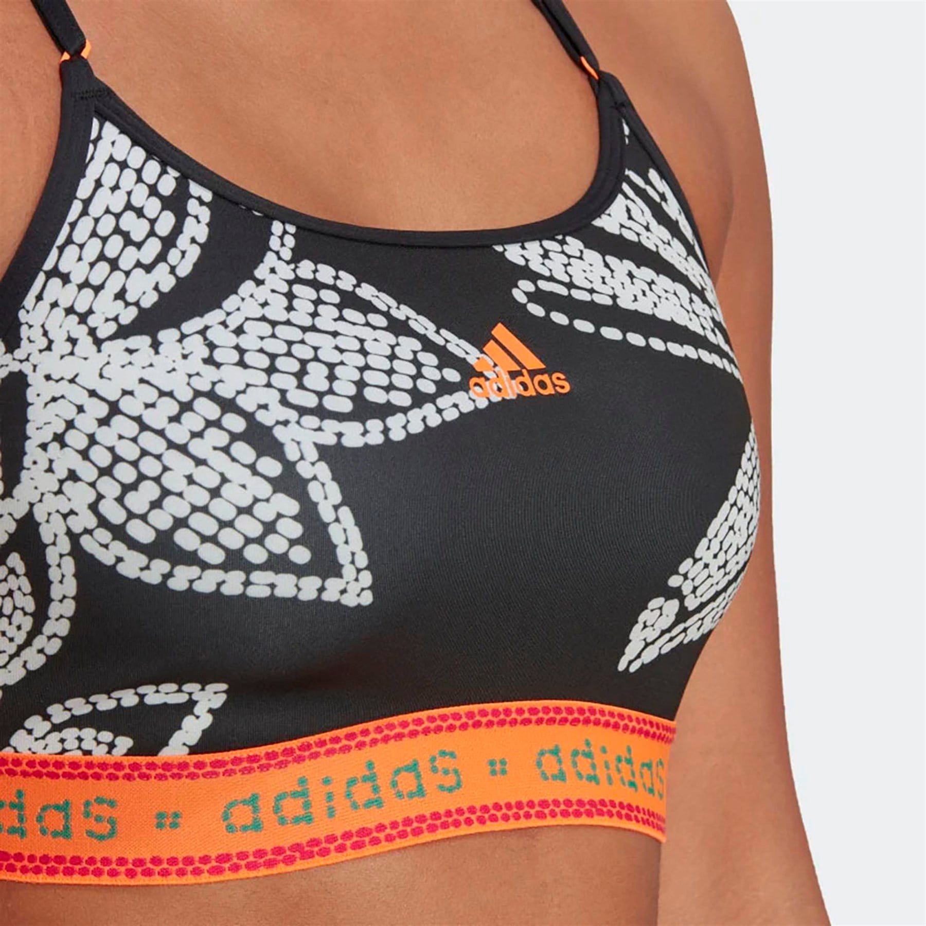 Adidas Kadın Günlük Sporcu Sütyeni Bra Farm Ls Bra HI5223
