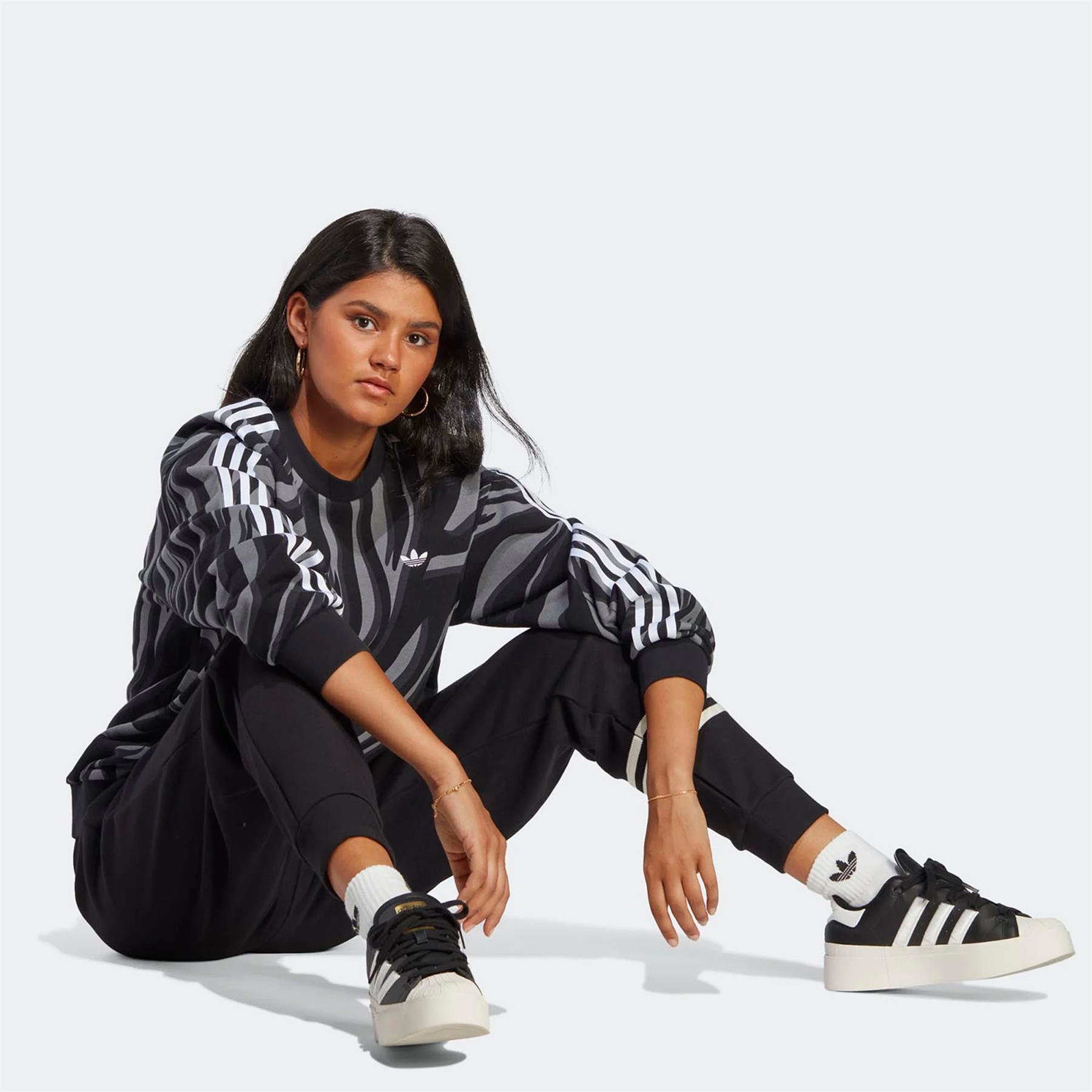 Adidas Kadın Günlük Sweatshirt Aop Sweatshirt Ij8188