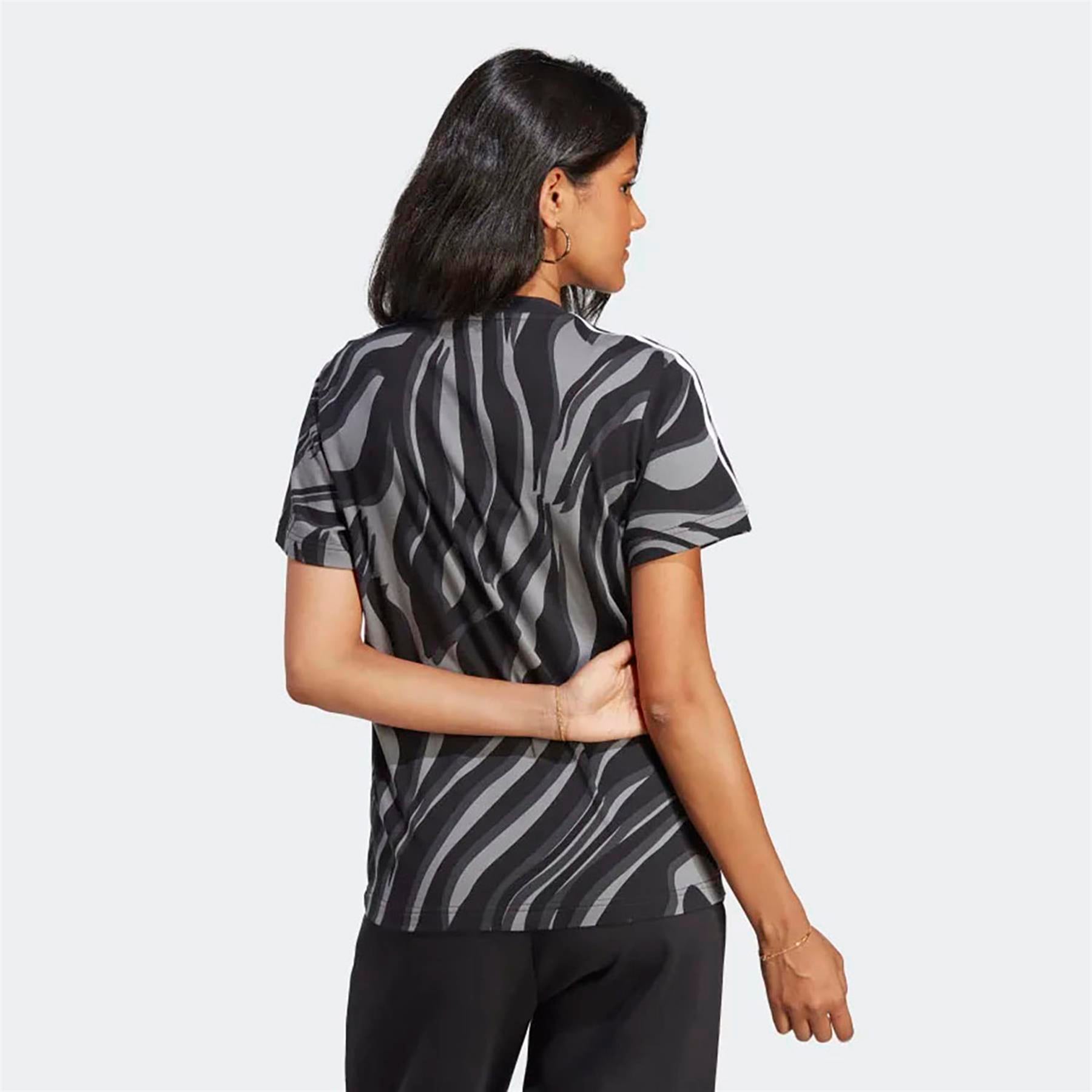 Adidas Kadın Günlük T-Shirt Aop T-Shirt Ij8191