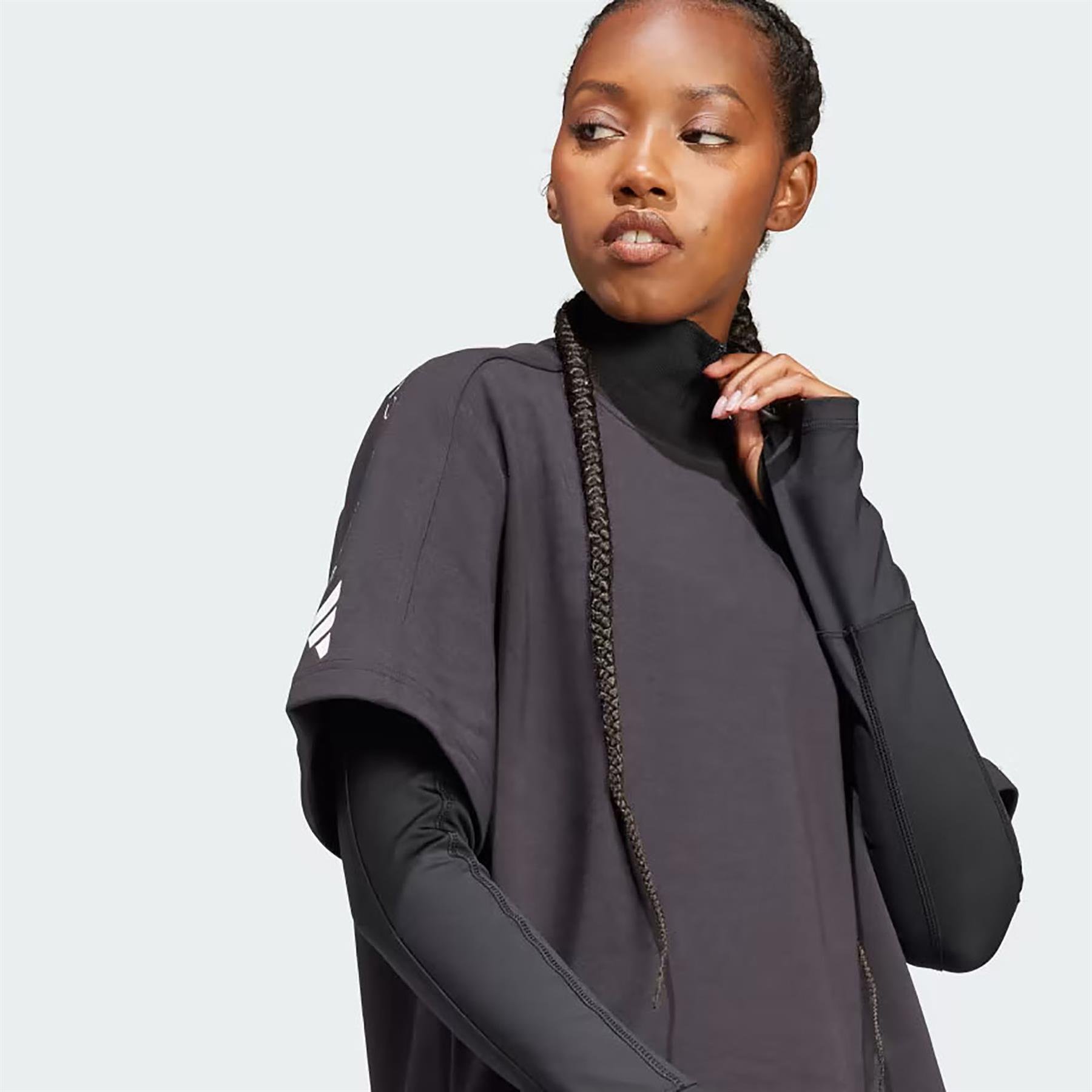 Adidas Kadın Günlük T-Shirt Asmc Logo Tee Ib6854