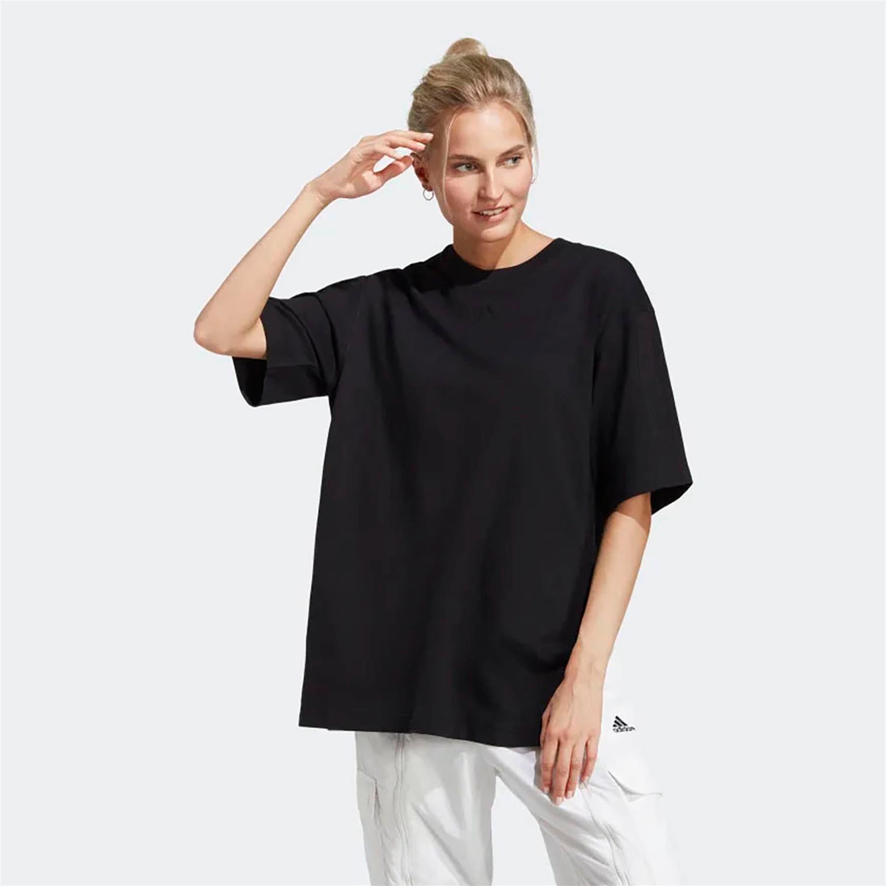 Adidas Kadın Günlük T-Shirt Dance Bf T Ic6626