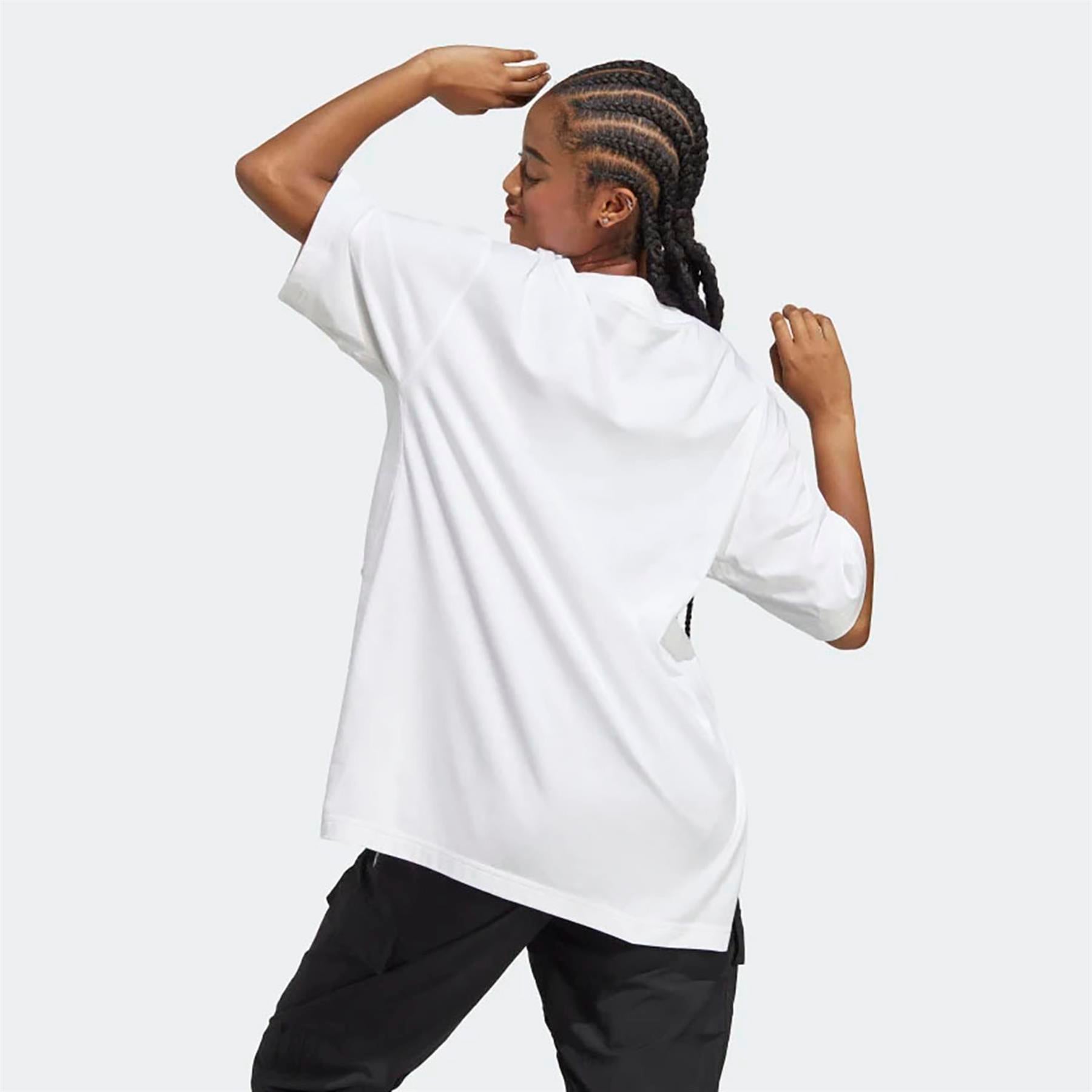 Adidas Kadın Günlük T-Shirt Dance Bf T Ic6695