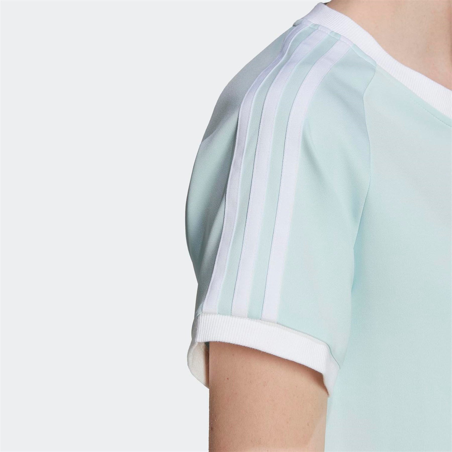 Adidas Kadın Günlük T-Shirt Slim 3 Str Tee Hm6415