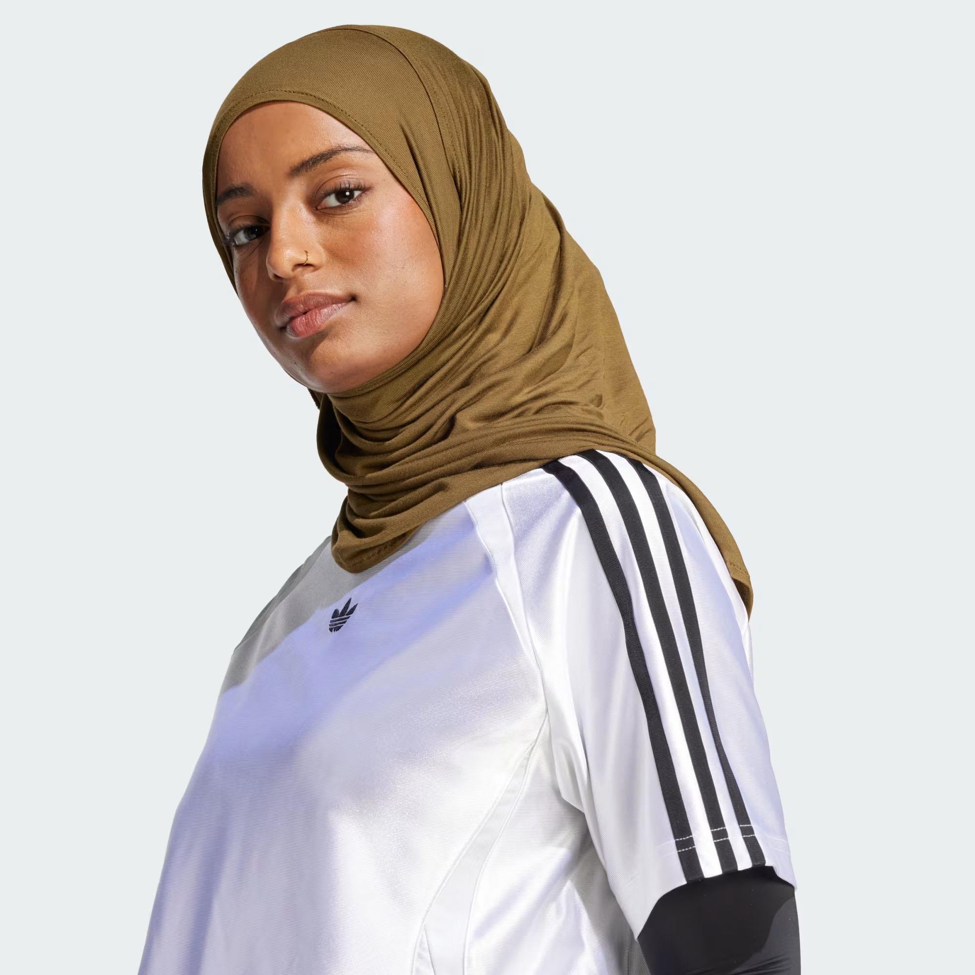 Adidas Kadın Günlük T-shirt Teamgeist Tee Jd0253