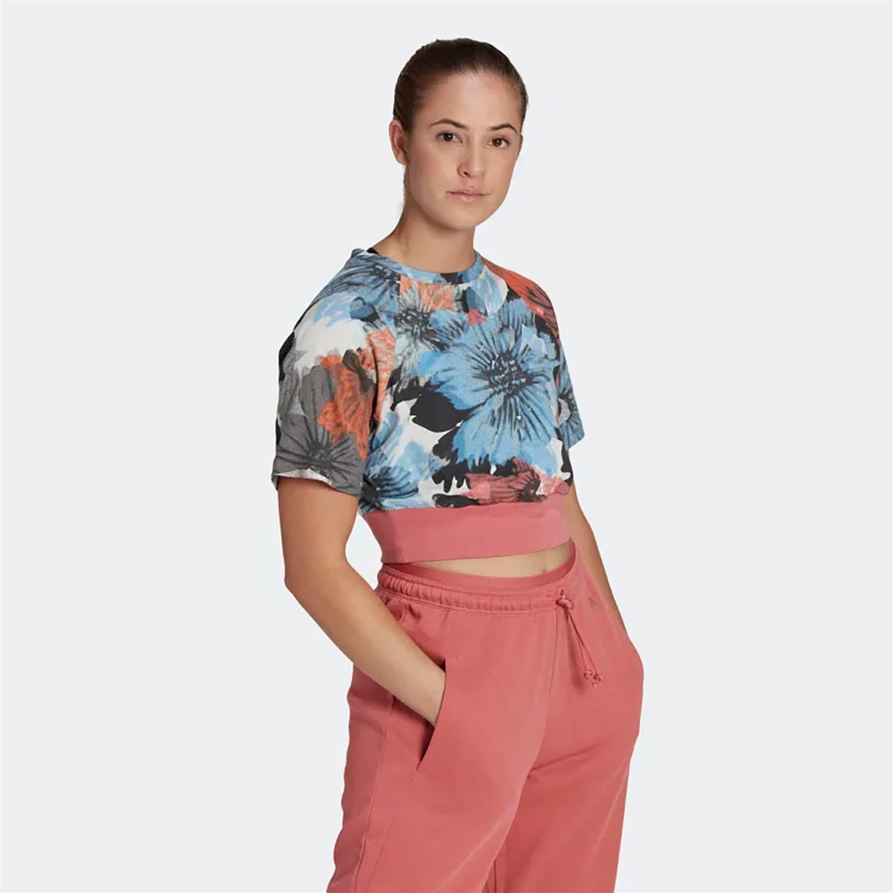 Adidas Kadın Günlük T-shirt W Aop Crp Tee Hp0796 W AOP CRP TEE