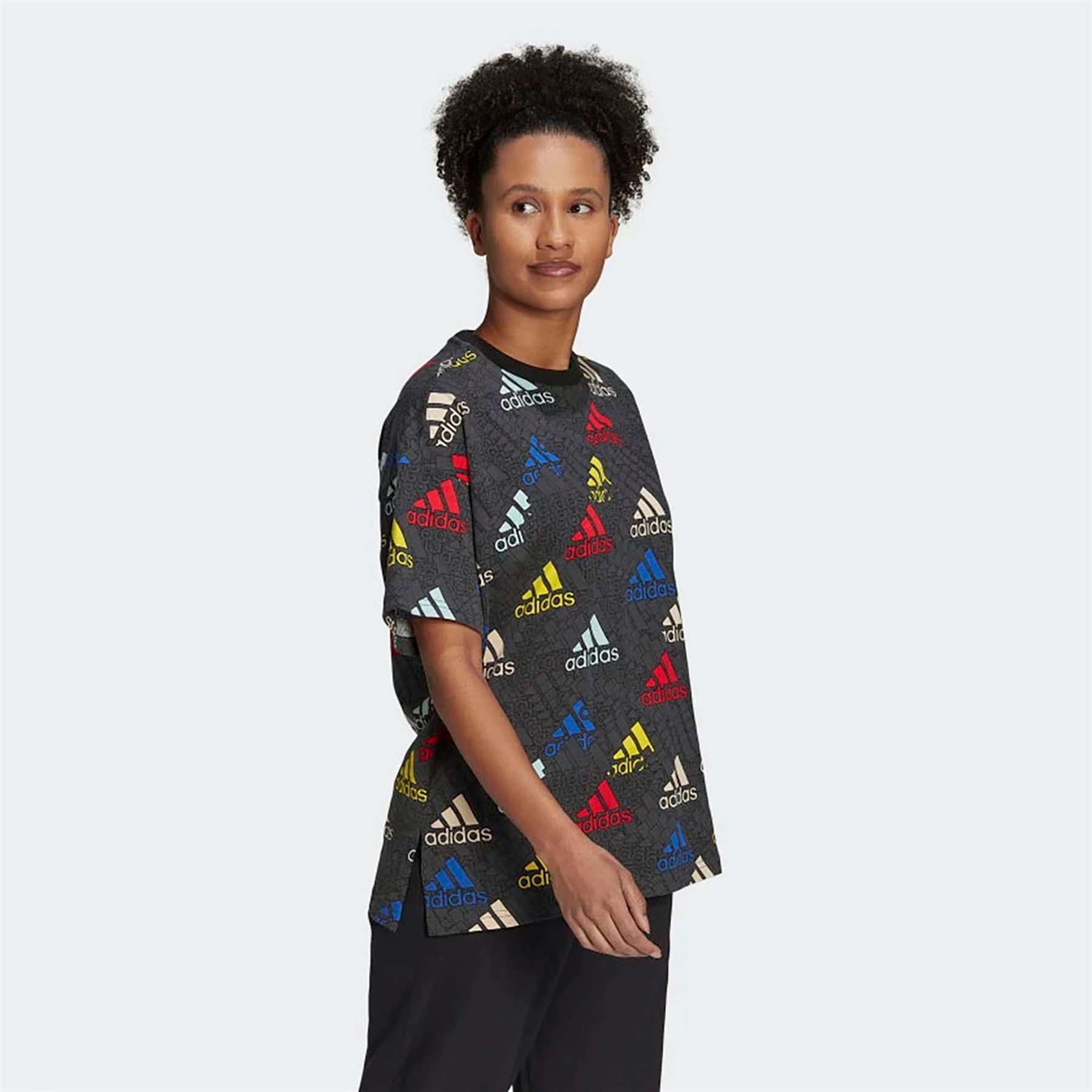 Adidas Kadın Günlük T-Shirt W Bluv Q3 T B Hl4463