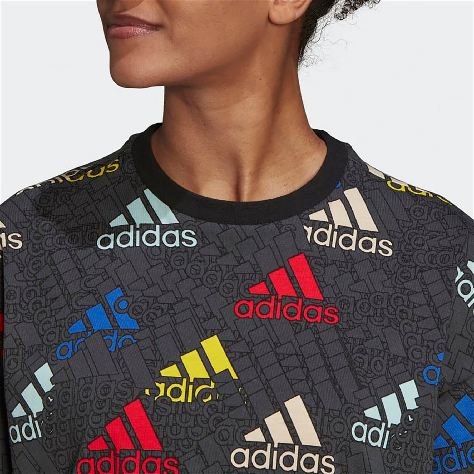 Adidas Kadın Günlük T-Shirt W Bluv Q3 T B Hl4463