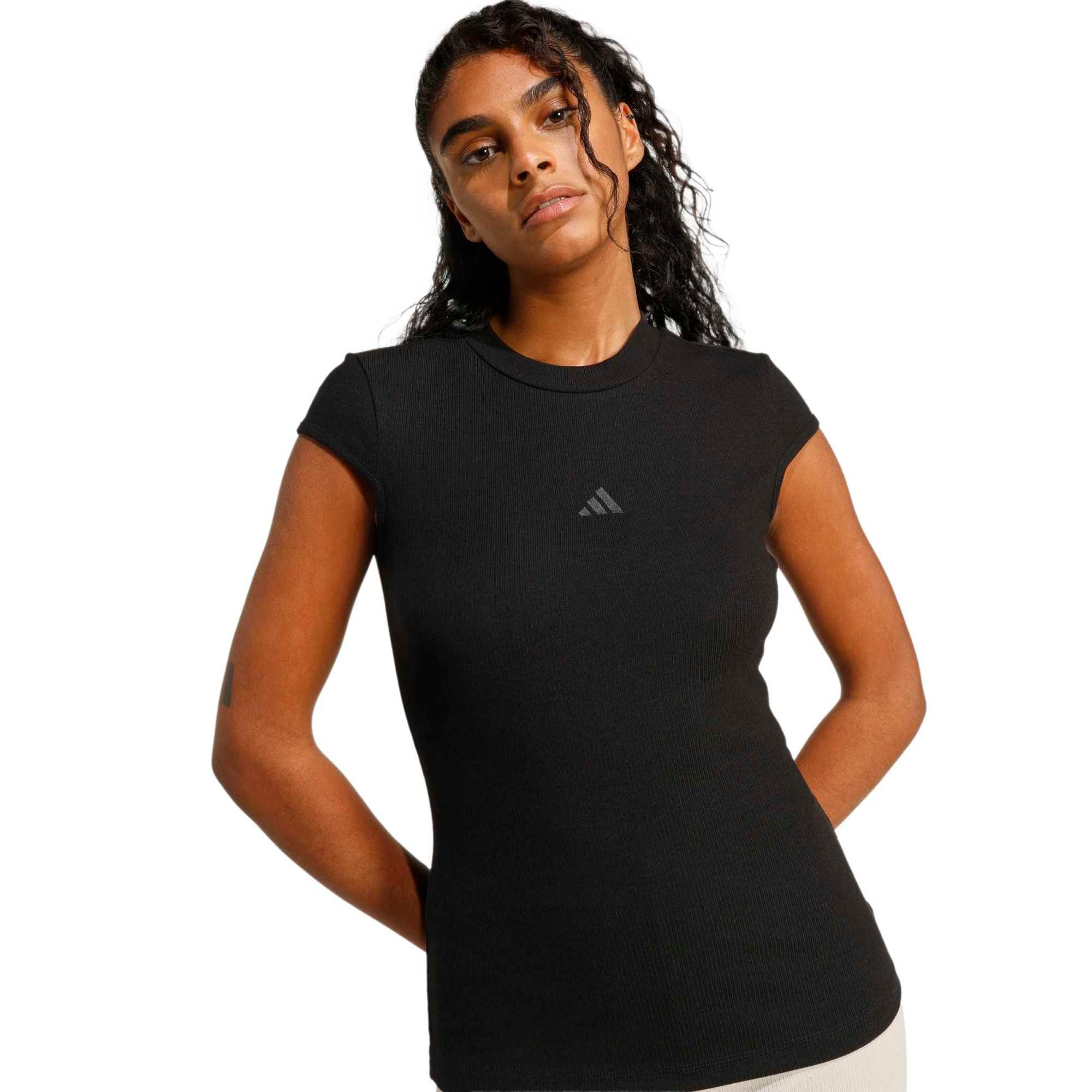 Adidas Kadın Günlük T-Shirt W Coq Tee Jz0278