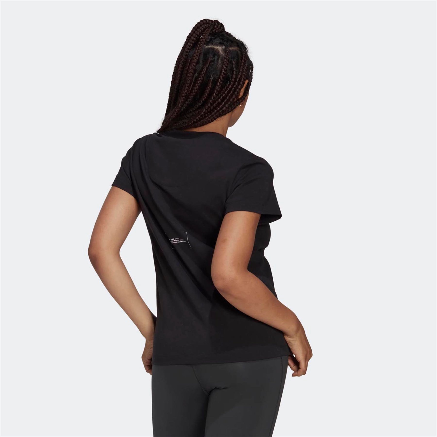 Adidas Kadın Günlük T-Shirt W New Clsc T Hg4354