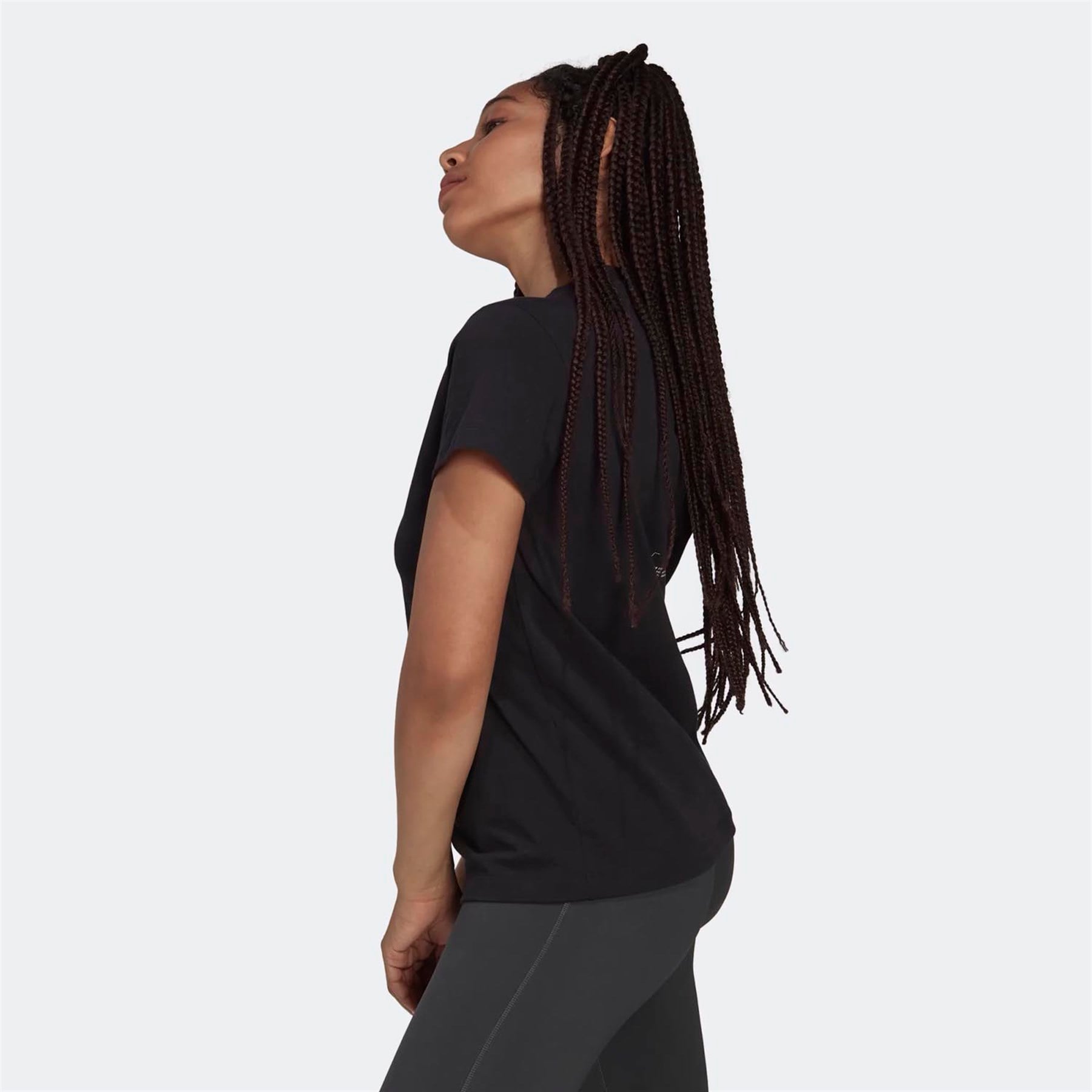 Adidas Kadın Günlük T-Shirt W New Clsc T Hg4354