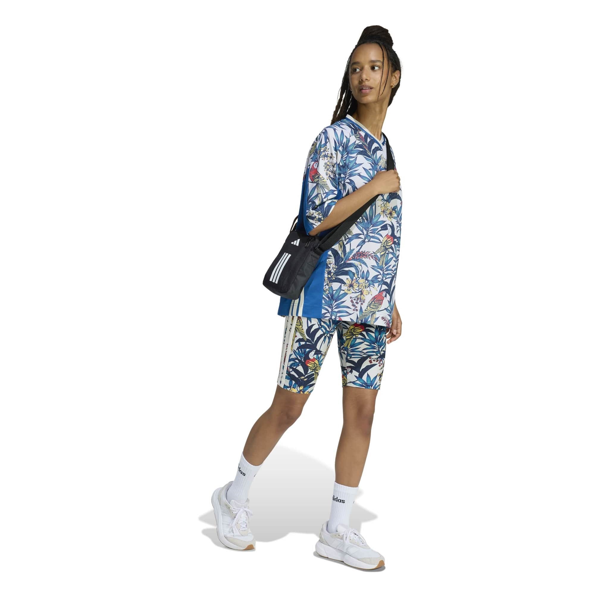 Adidas Kadın Koşu - Yürüyüş T-Shirt Farm Prm Tee Kd4629