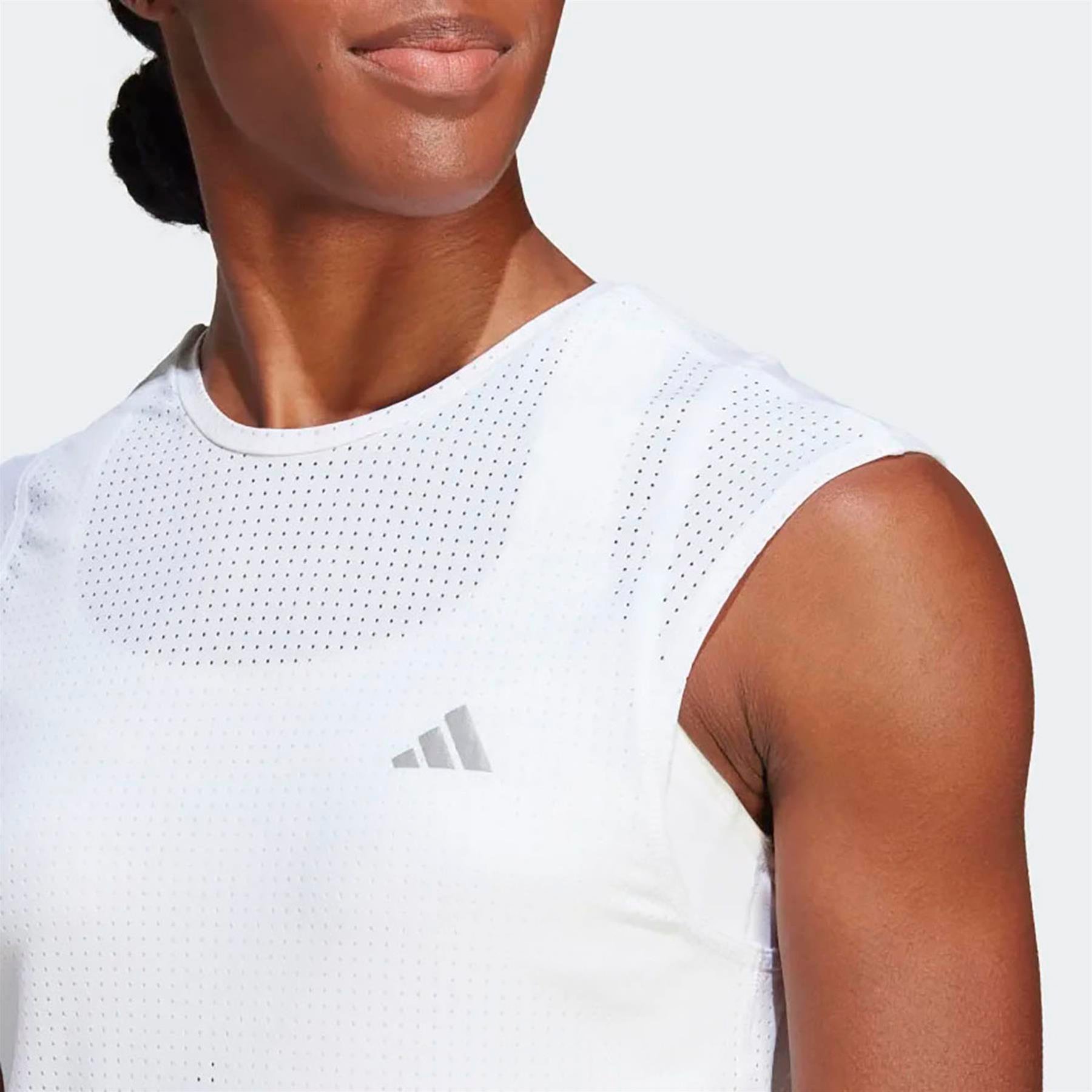 Adidas Kadın Koşu - Yürüyüş T-Shirt Fast Tee Hm4319