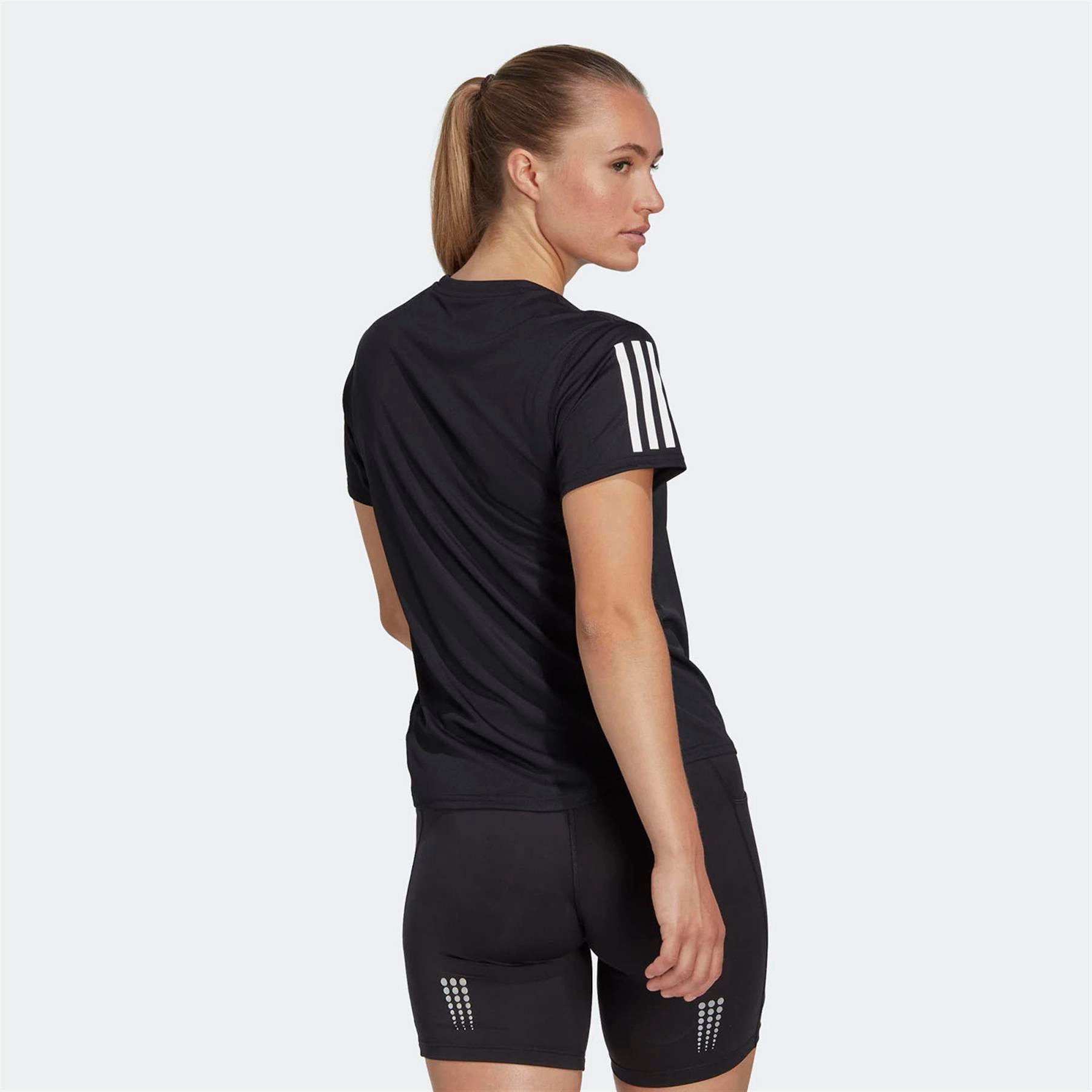 Adidas Kadın Koşu - Yürüyüş T-Shirt Own The Run Tee Ic5188