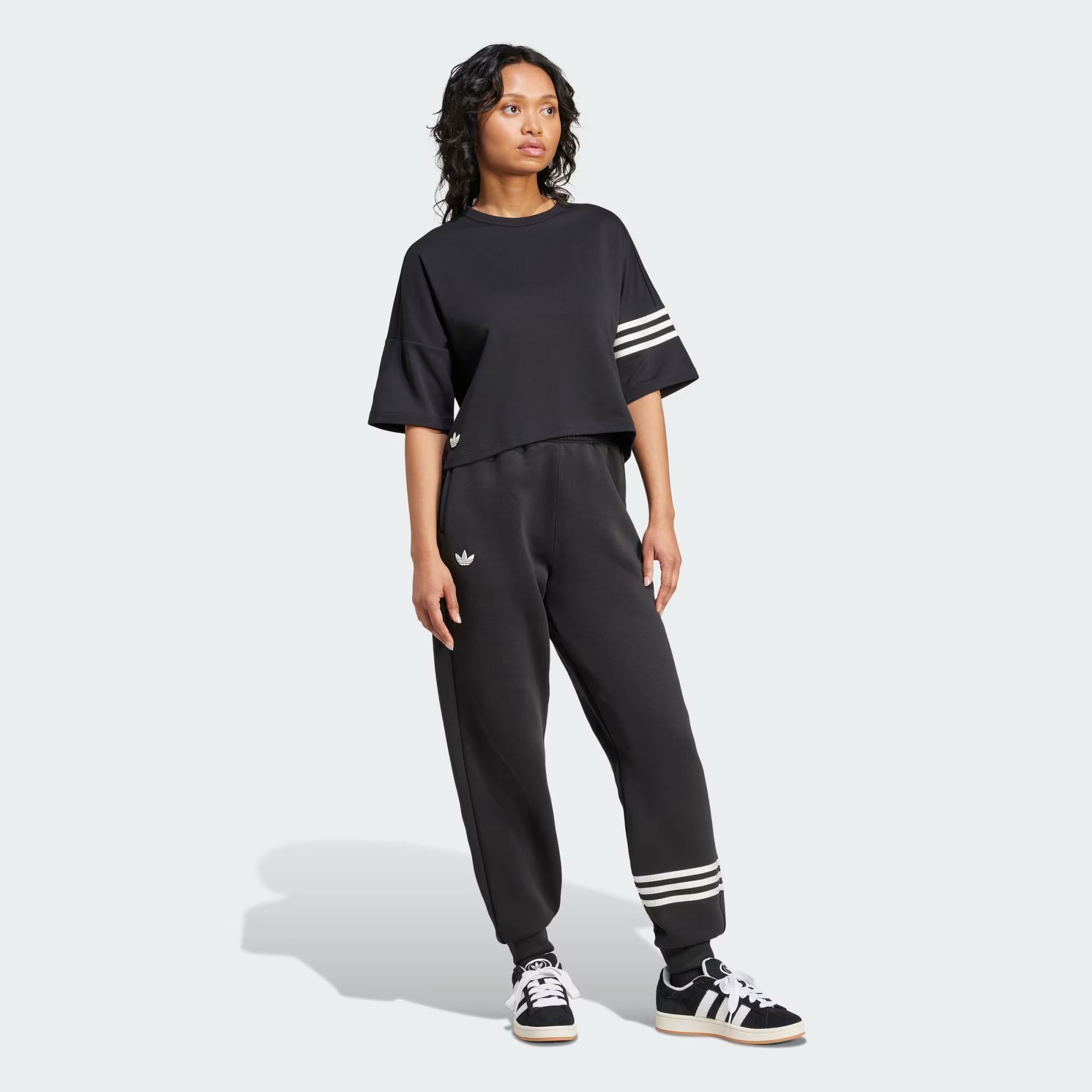 Adidas Kadın T-shirt Neucl Tee Iw5603 NEUCL TEE