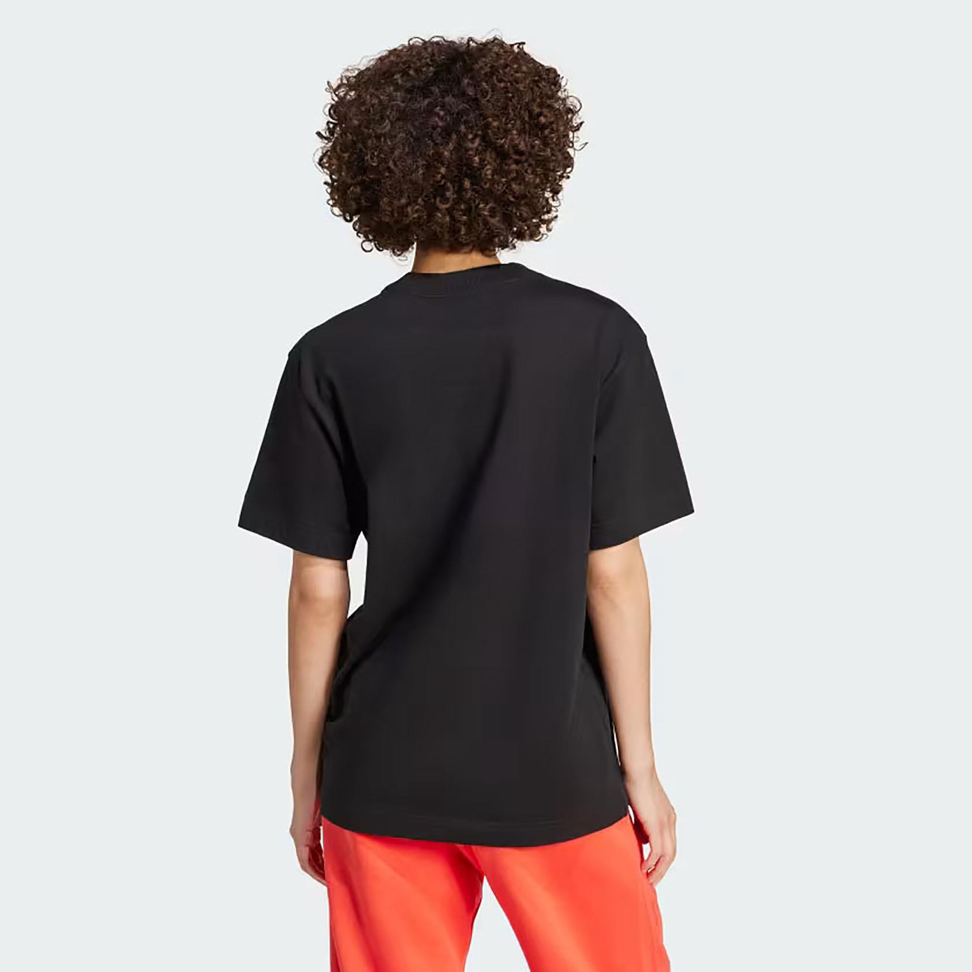 Adidas Kadın T-shirt W All Szn Tee Ix3808