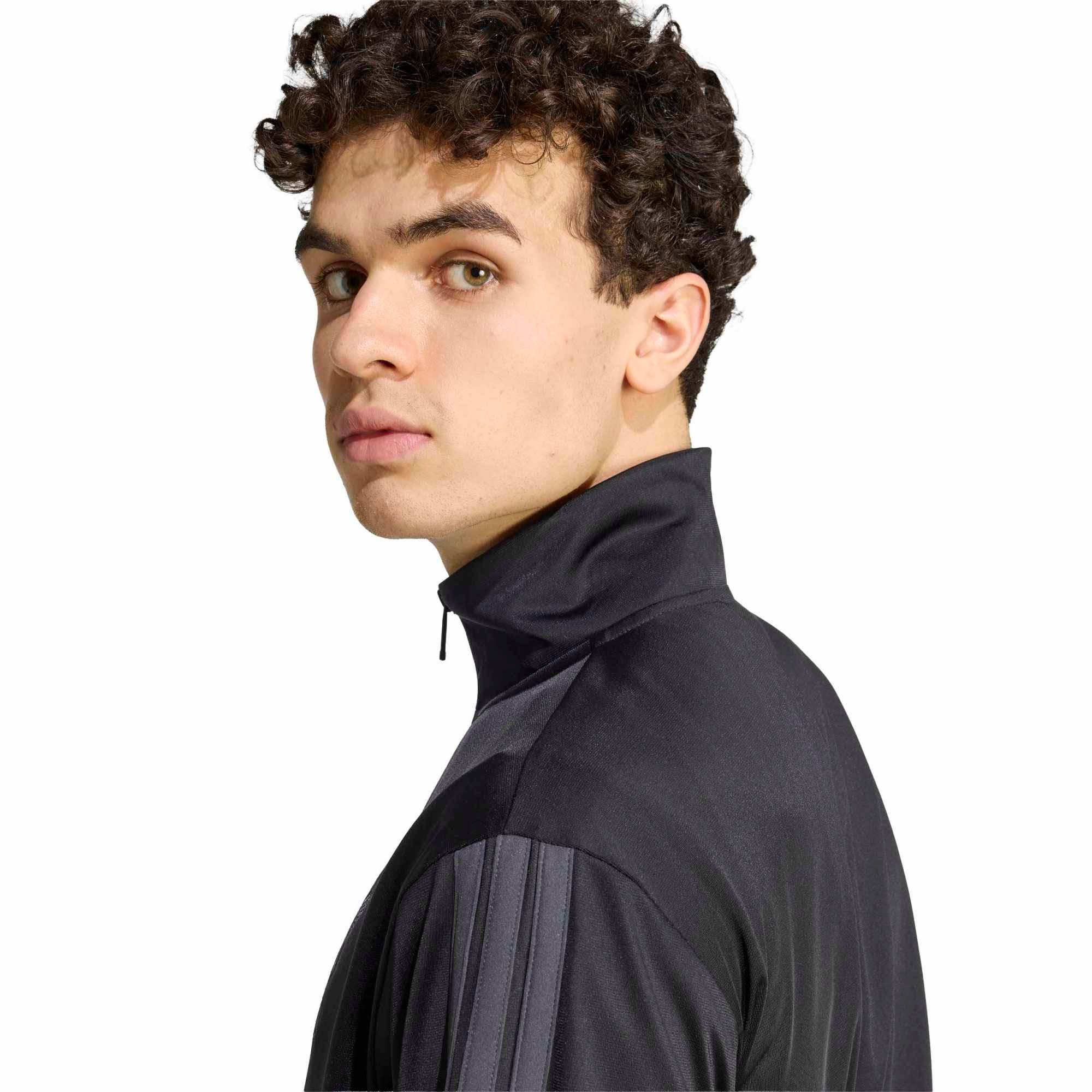 Adidas Liverpool Erkek Futbol Eşofman Üstü KG2496 LFC DNA TT