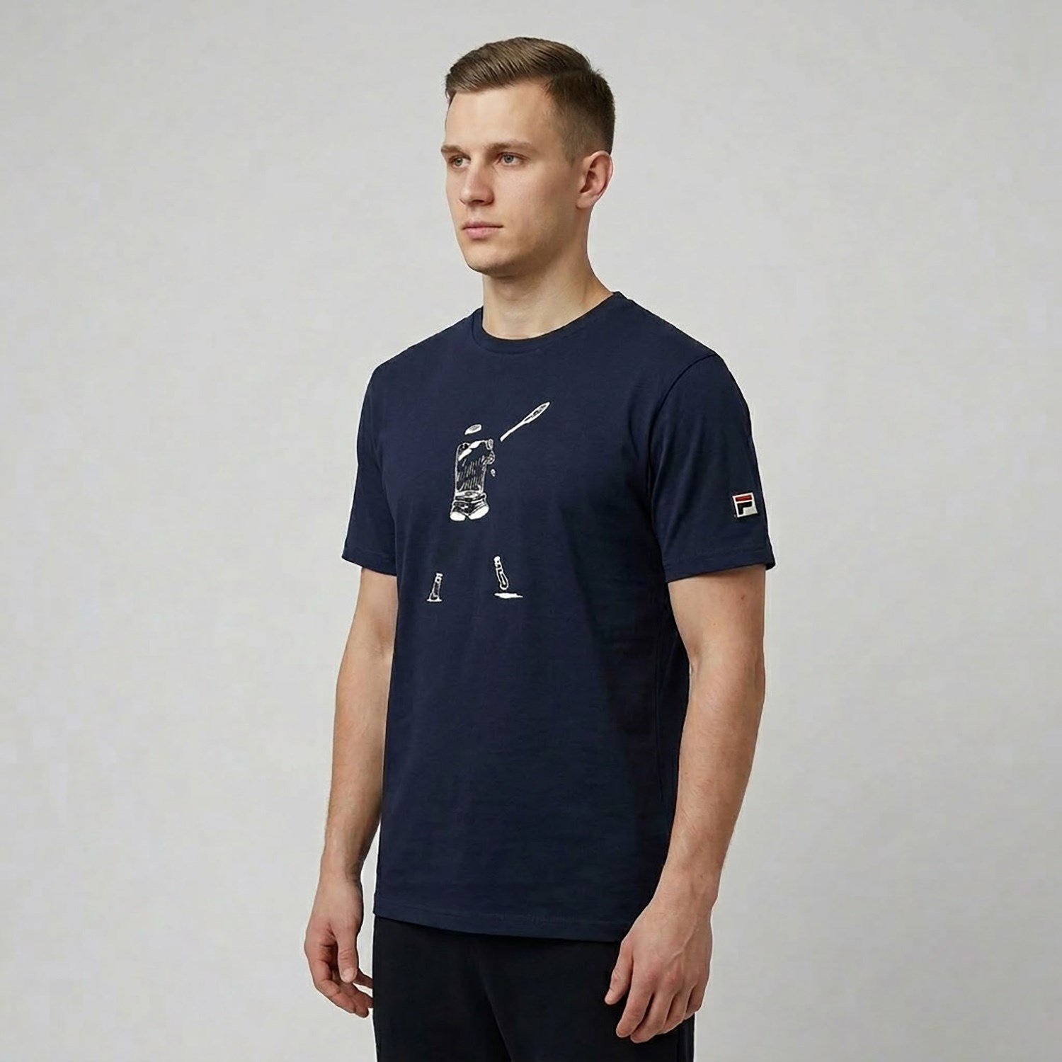 Fila Erkek T-Shirt Tennis Player Graphic TU411111 LONG SLEEVE SWEATSHIRT