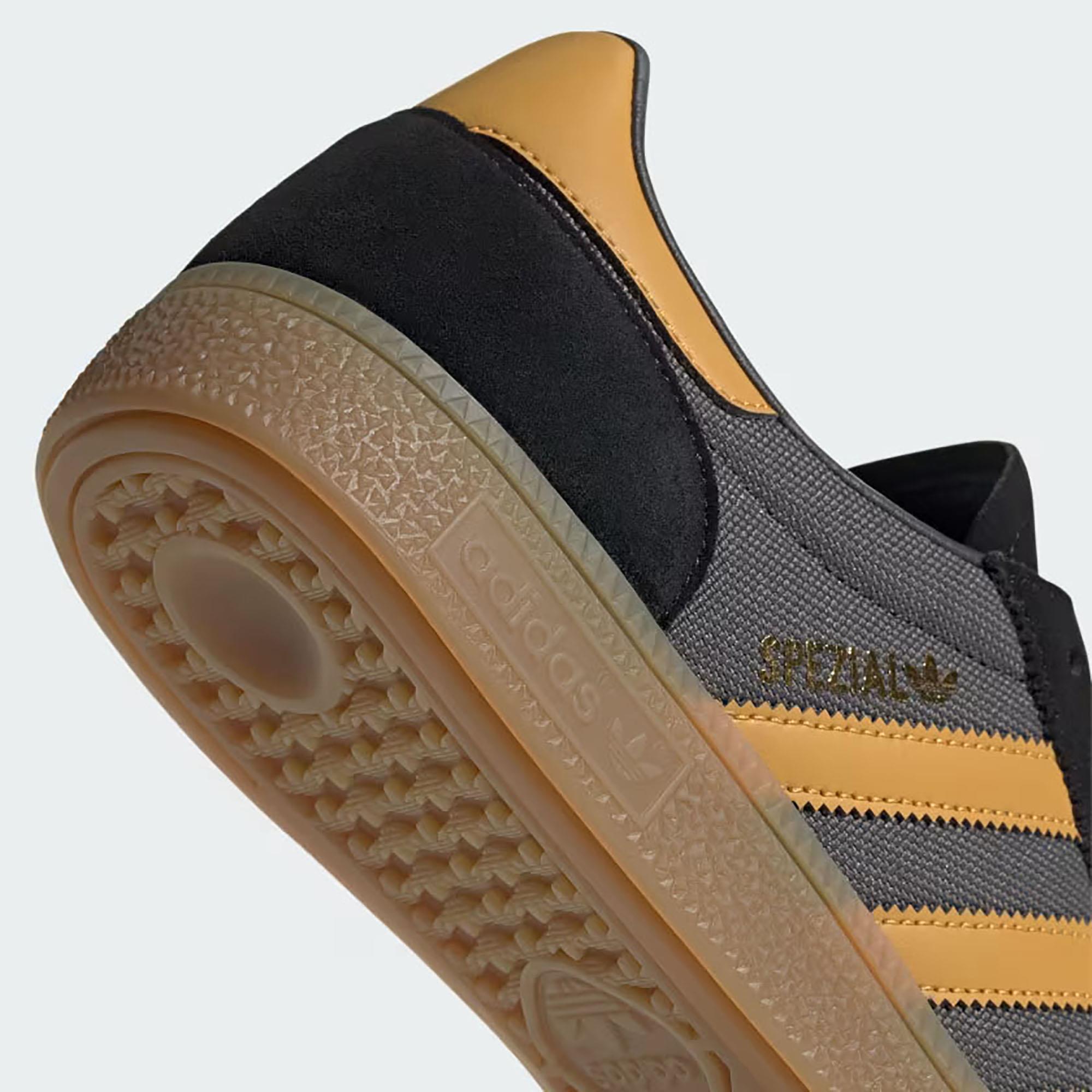 HANDBALL SPEZIAL
