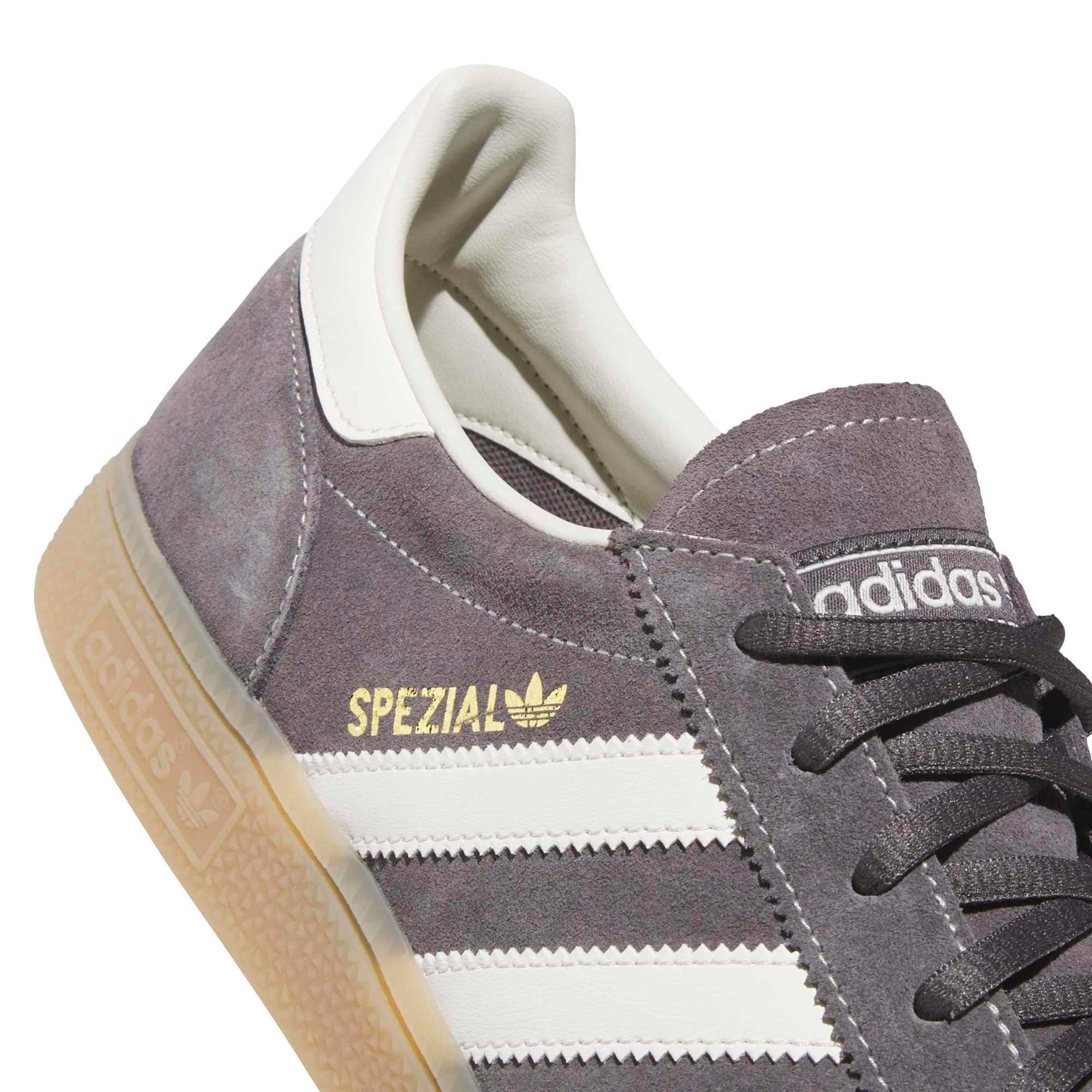 HANDBALL SPEZIAL
