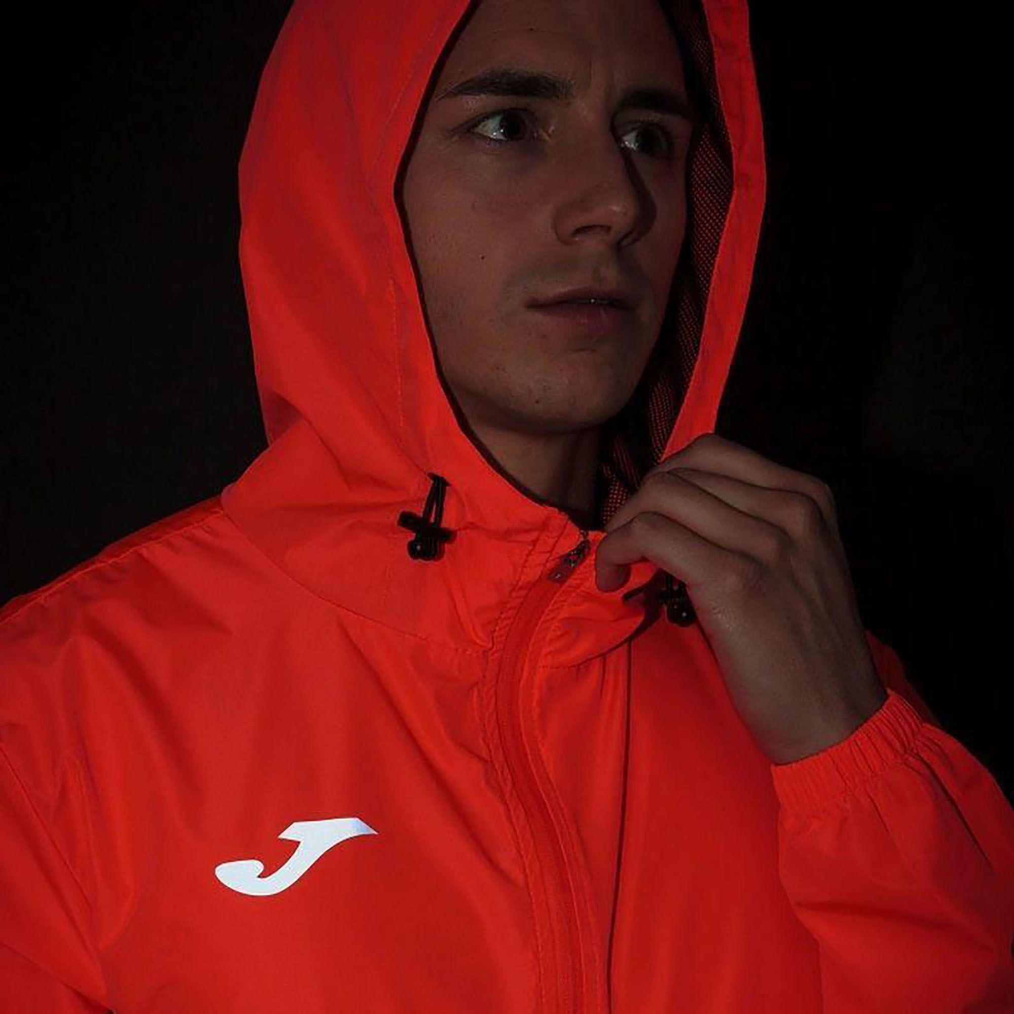 Joma Erkek Performans Koşu - Yürüyüş Yağmurluk Elite Raincoat Fluor Coral 102235.040 ELITE VIII RAINCOAT FLUOR CORAL