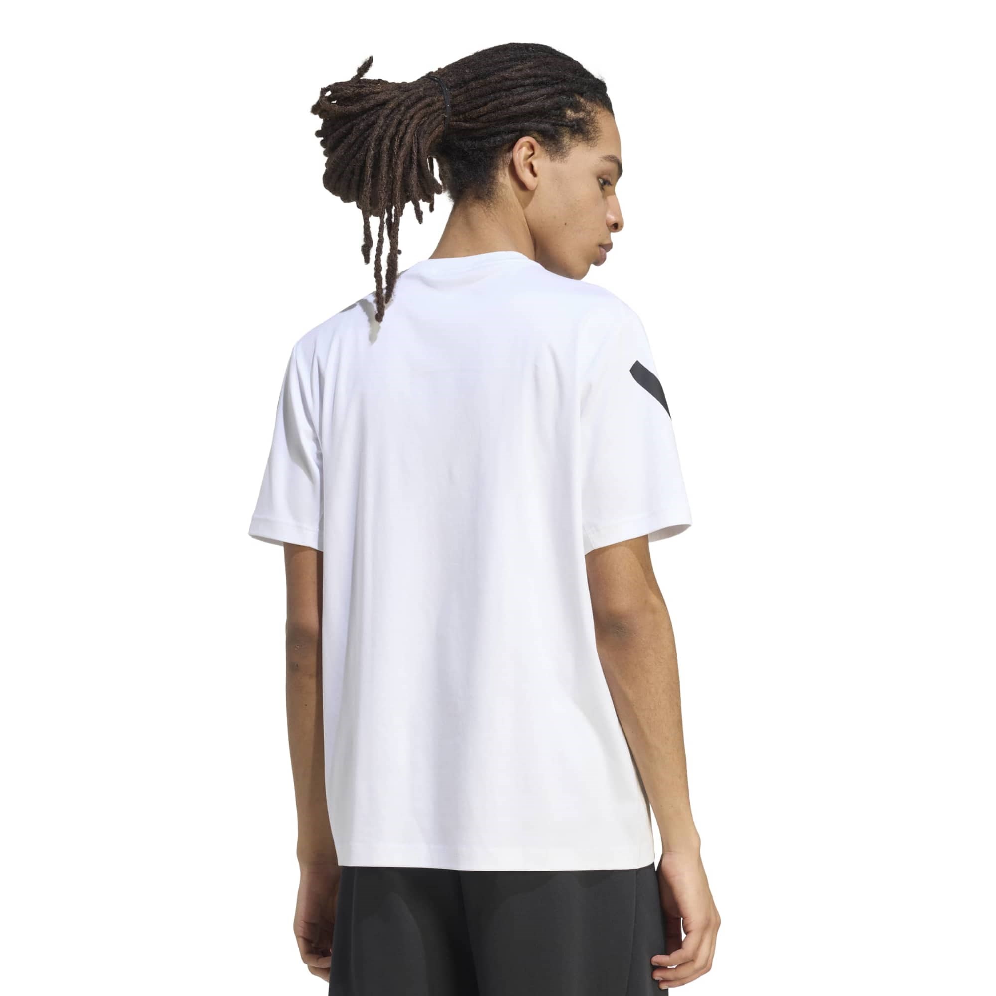 M Z.N.E. TEE RE