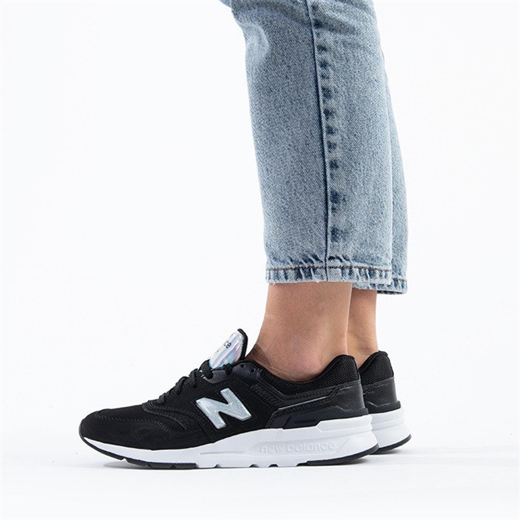 New Balance Kadın Günlük Spor Ayakkabı CW997HBN