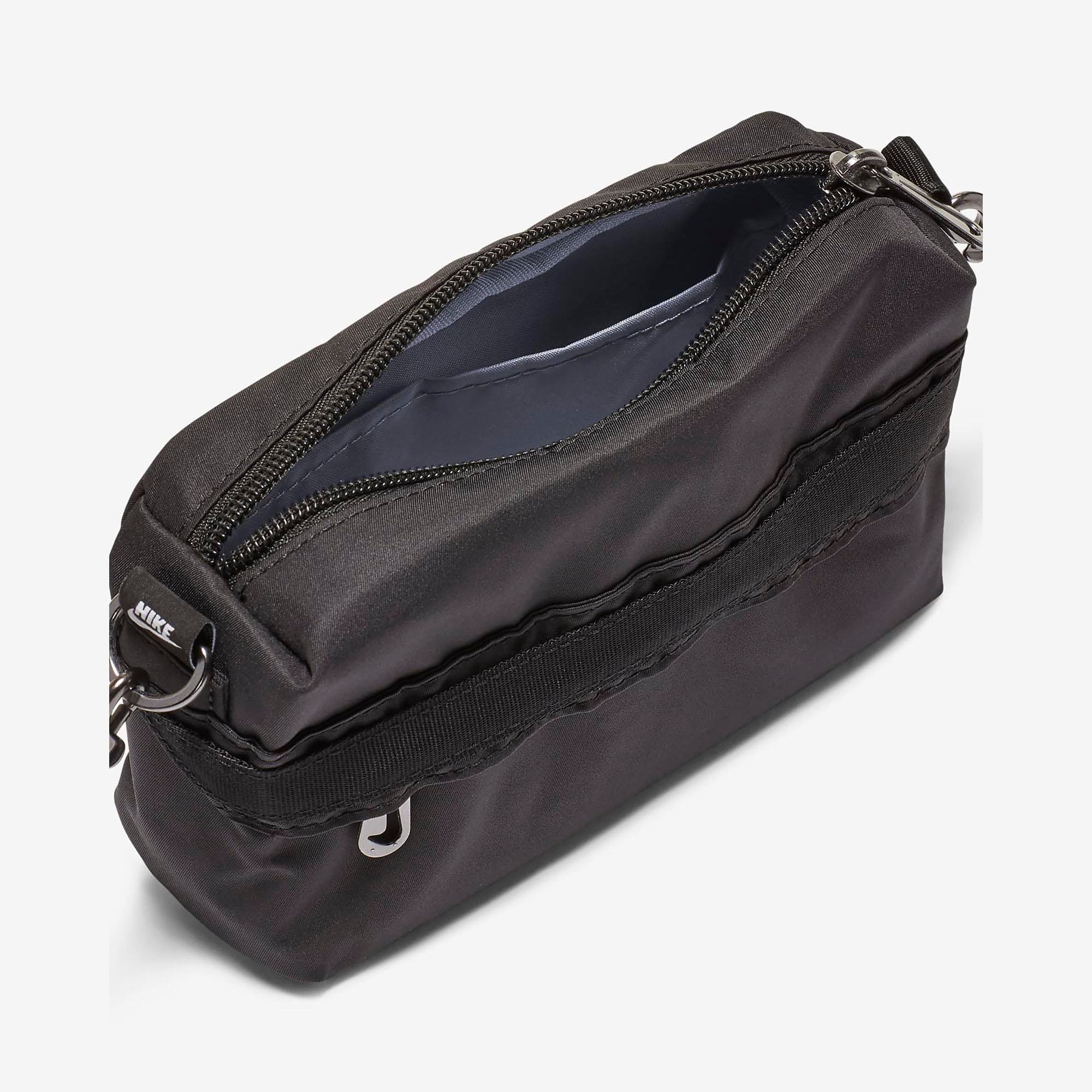 Nike Kadın Günlük Omuz Çantası W Nsw Futura Luxe Crossbody Cw9304-010