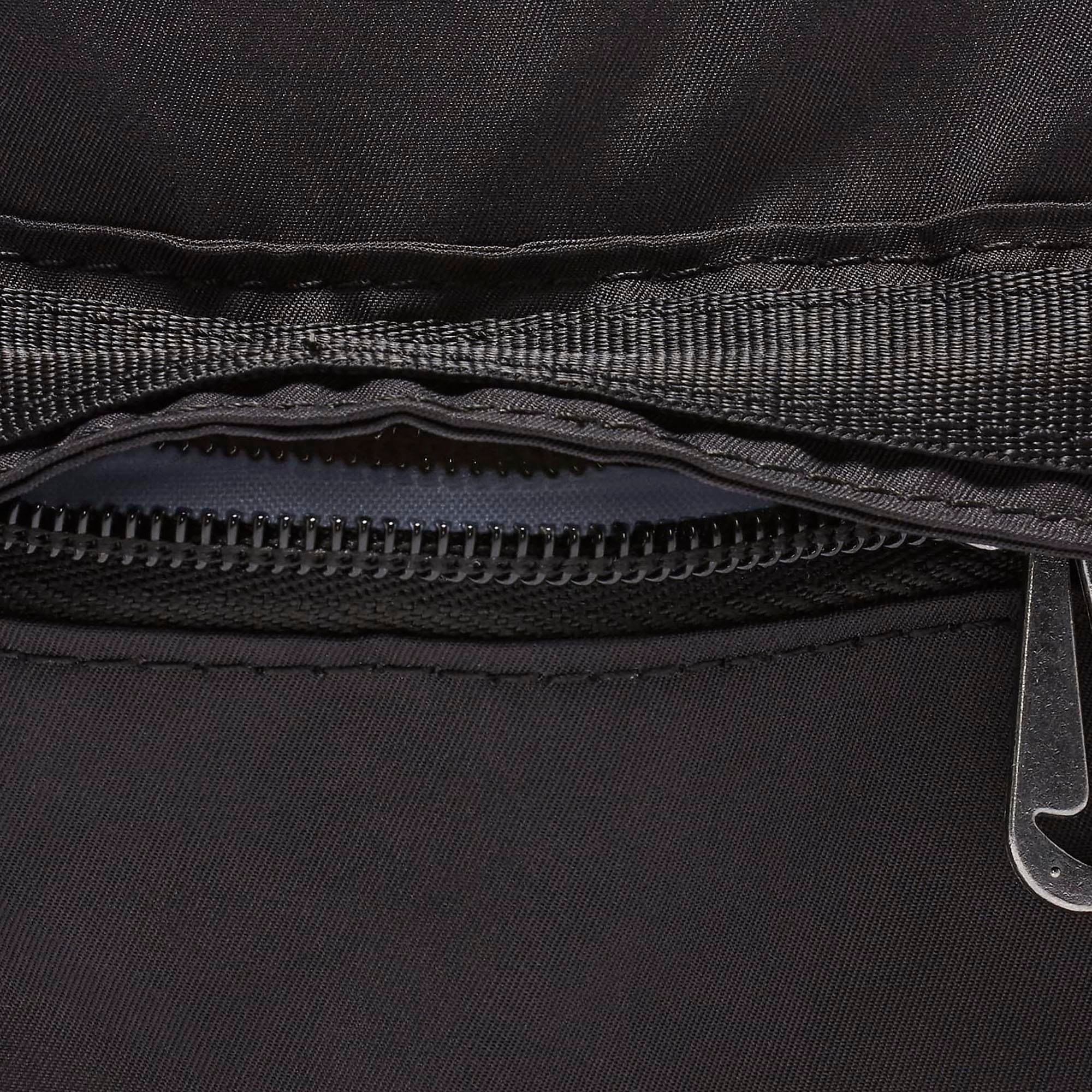 Nike Kadın Günlük Omuz Çantası W Nsw Futura Luxe Crossbody Cw9304-010