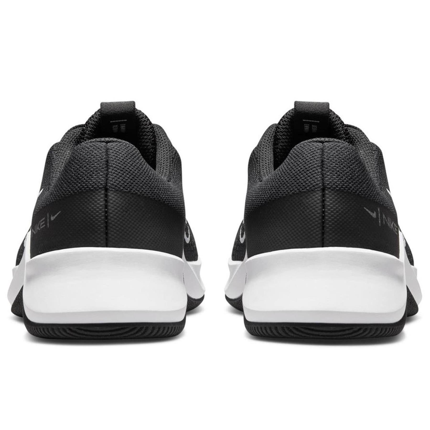 Nike Kadın Koşu - Yürüyüş Ayakkabısı MC Trainer 2 DM0824-003