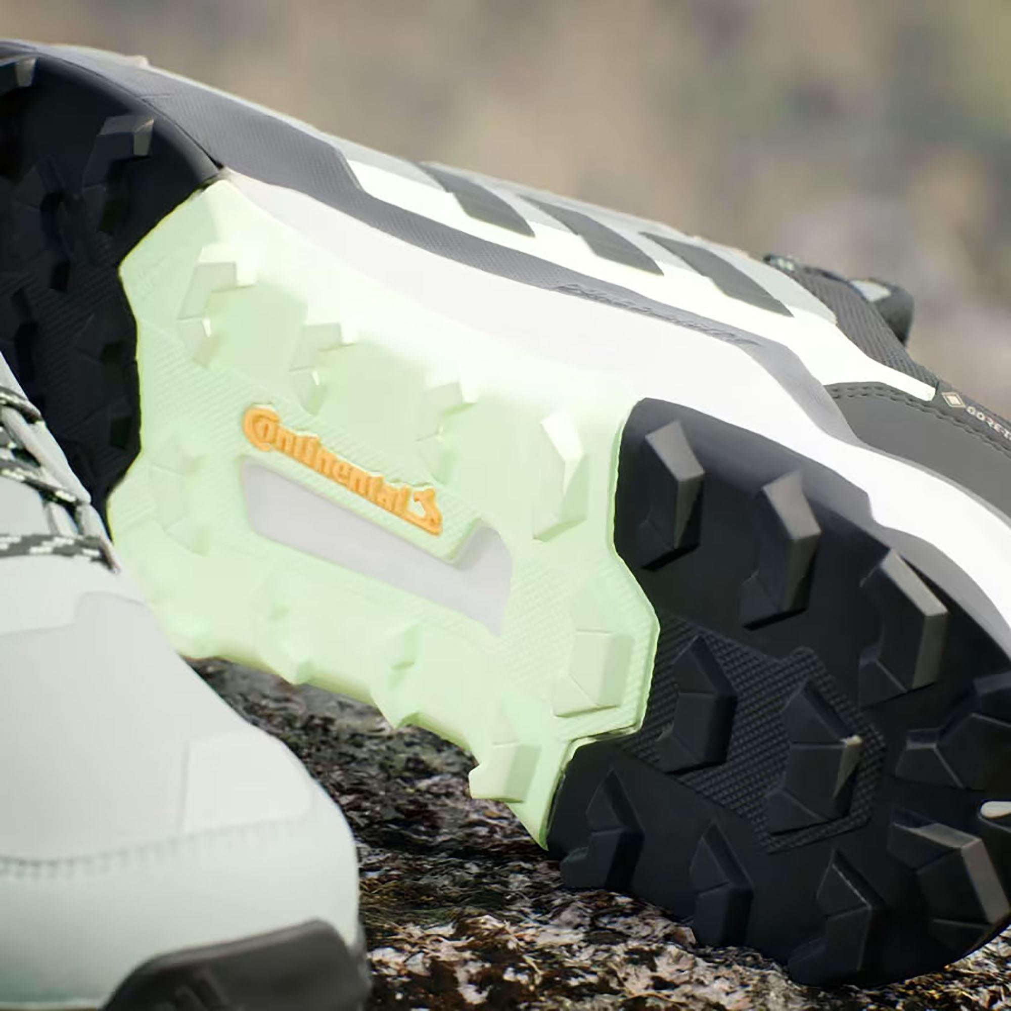 TERREX AX4 GTX