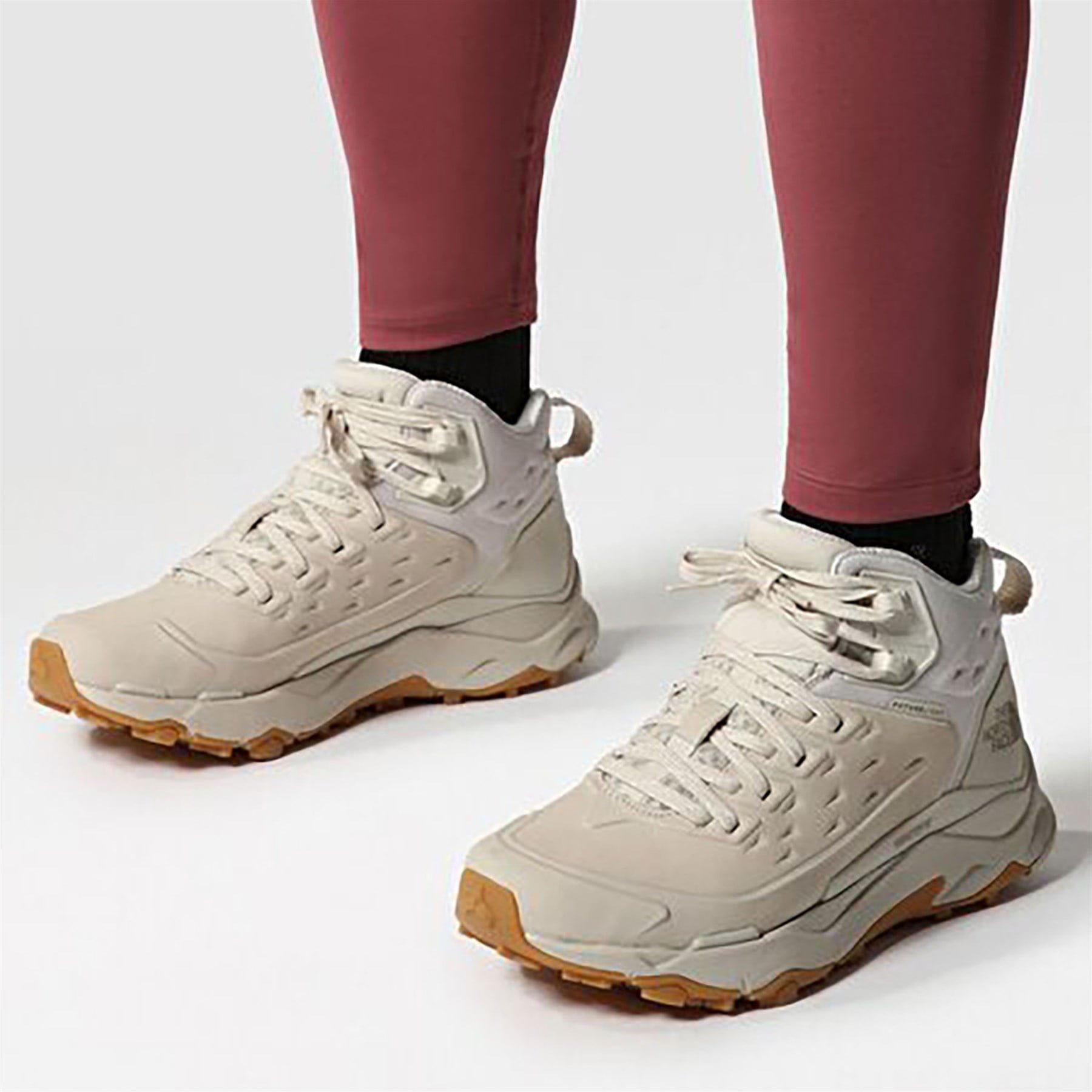 The North Face Kadın Outdoor Bot Vectiv Exploris Mid Futurelight Lthr Nf0A5G3A9Z31