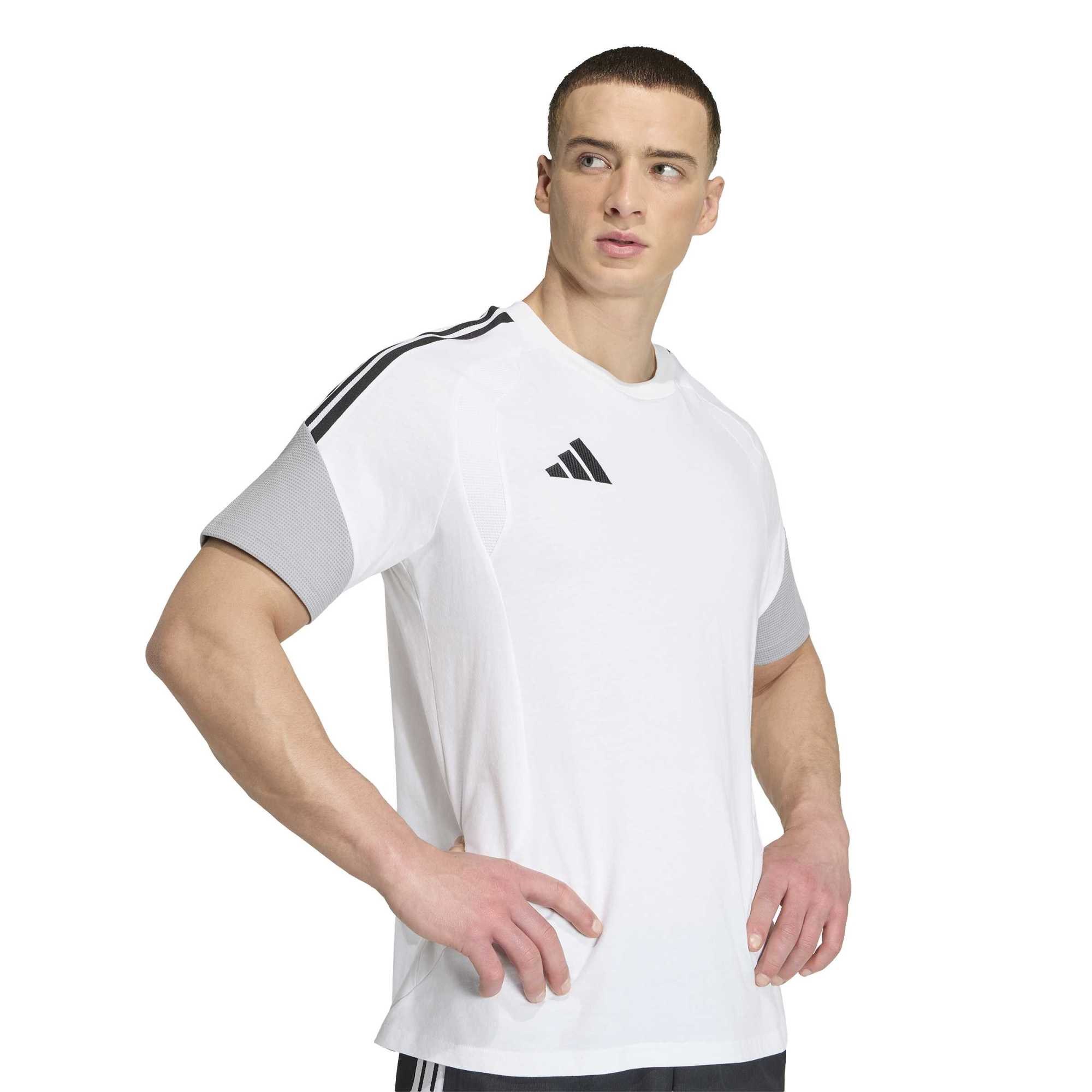 TIRO26C TEE