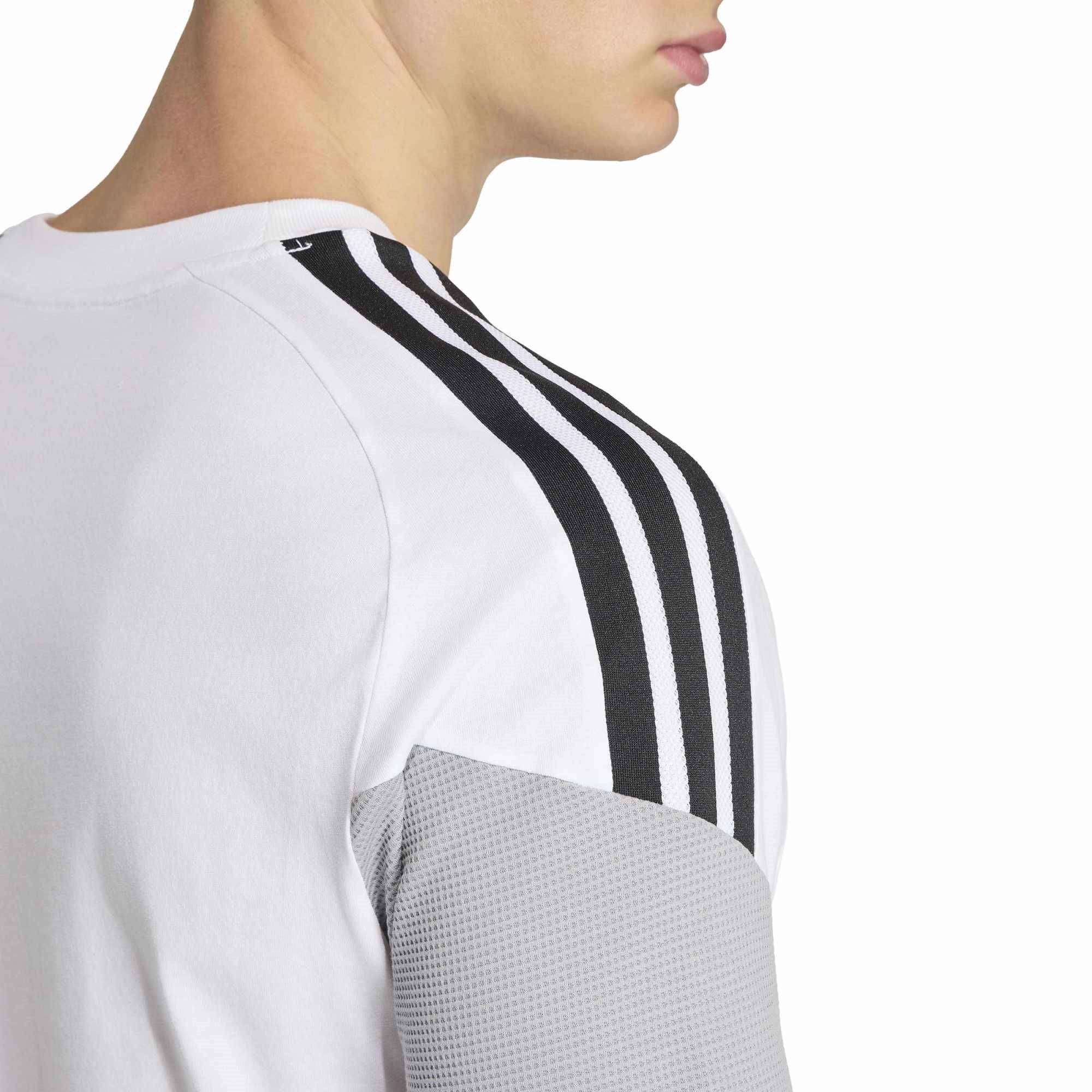 TIRO26C TEE