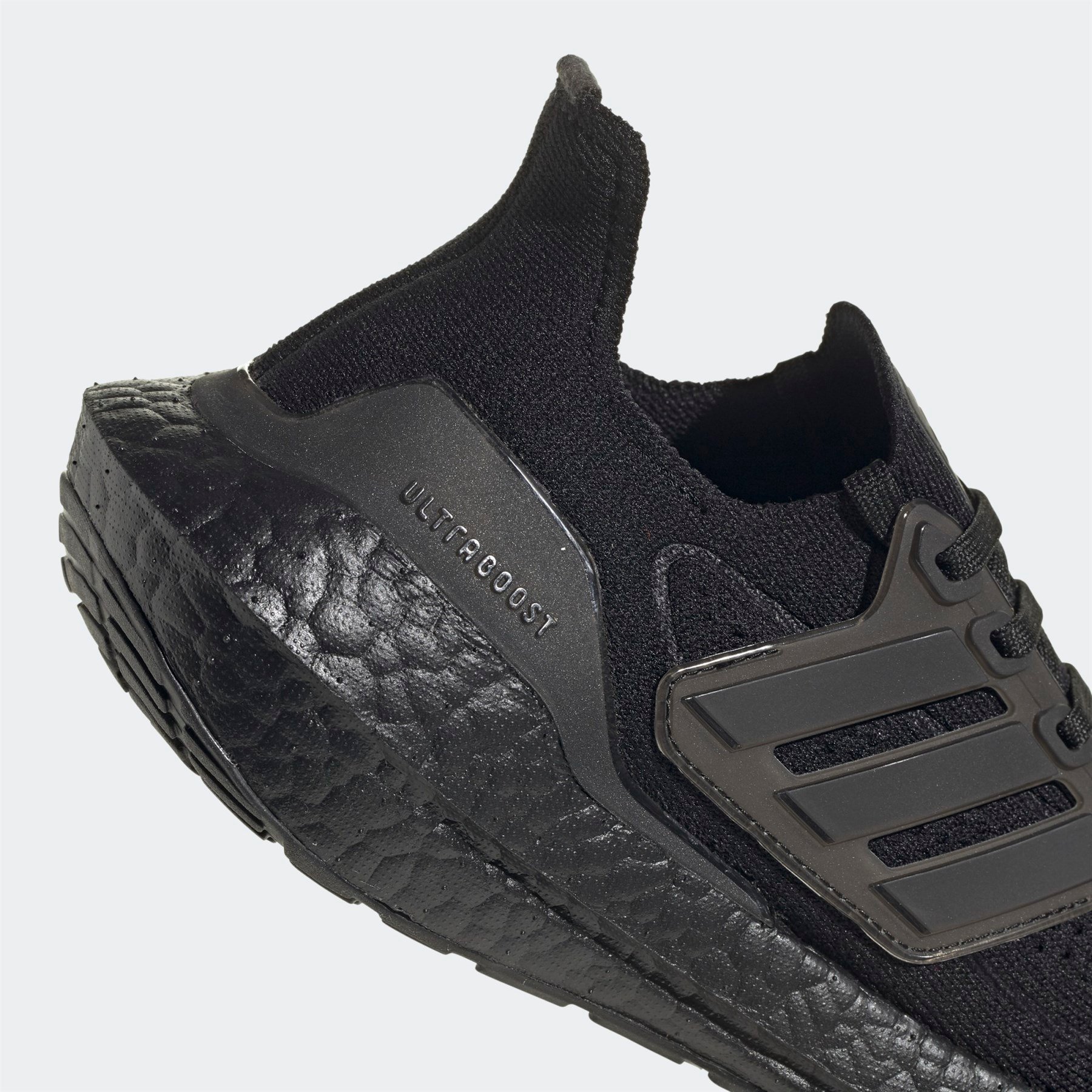 ULTRABOOST 21 J