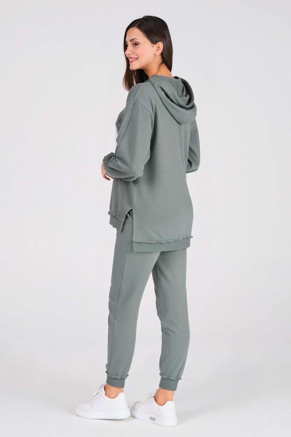 Busa Hamile Emzirme Detaylı Baskılı Eşofman Takımı Çağla