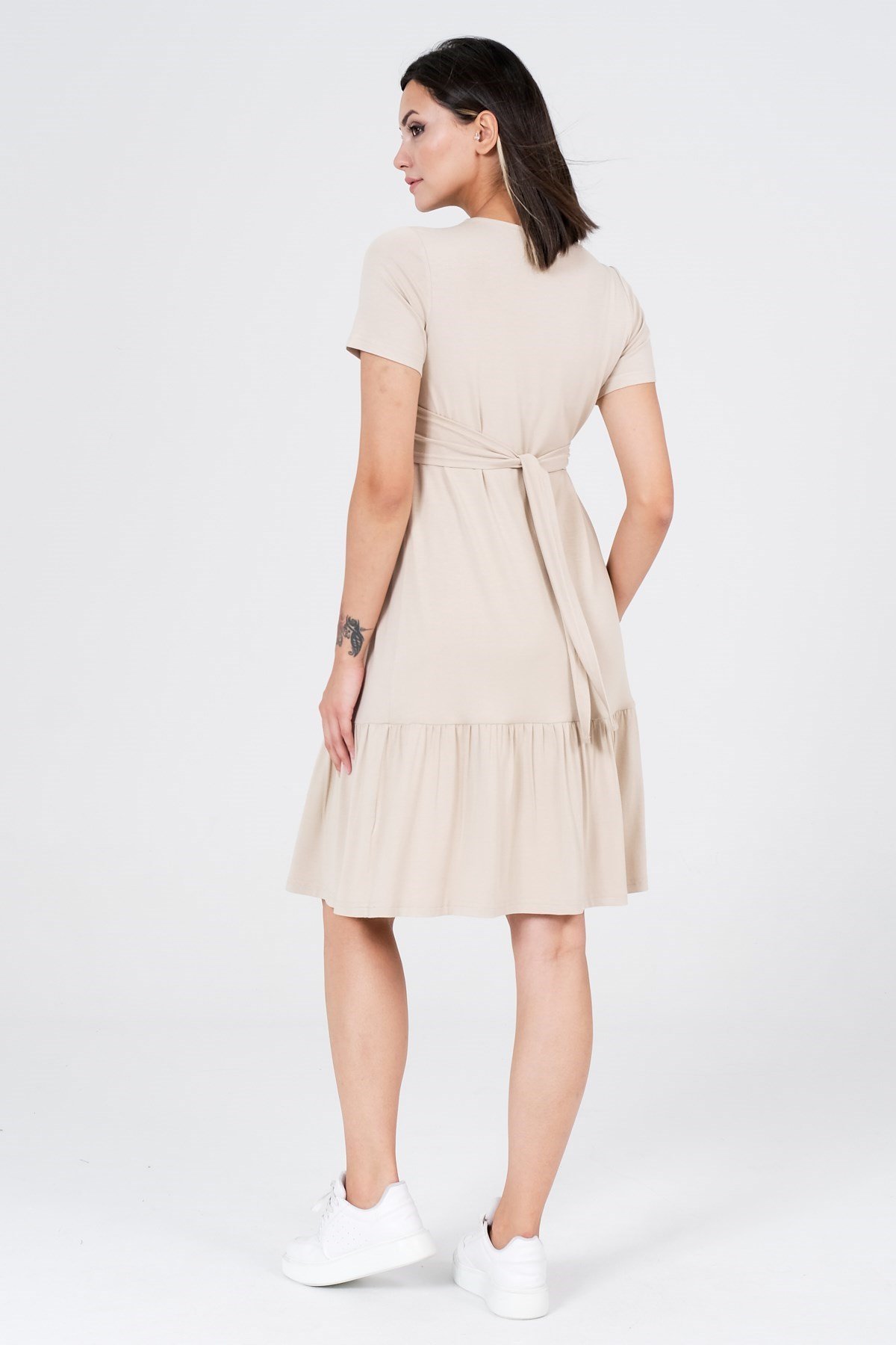 Busa Hamile Önden Kuşaklı Emzirme Detaylı Penye Kısa Kollu Elbise Bej