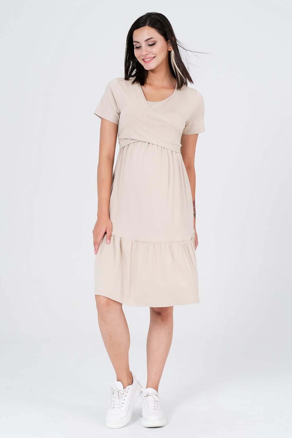 Busa Hamile Önden Kuşaklı Emzirme Detaylı Penye Kısa Kollu Elbise Bej
