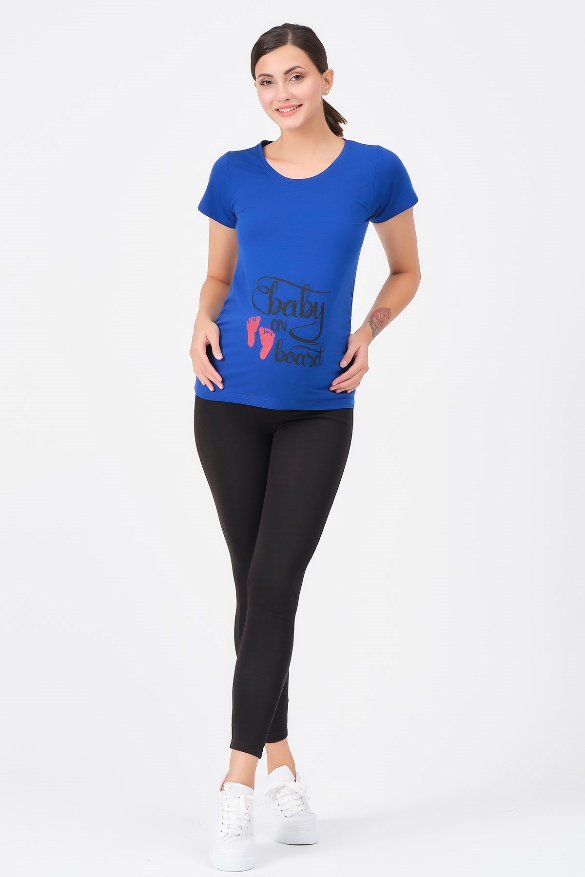 Busa Hamile U Yaka Bebek Ayak İzi Baskılı Tişört Saks