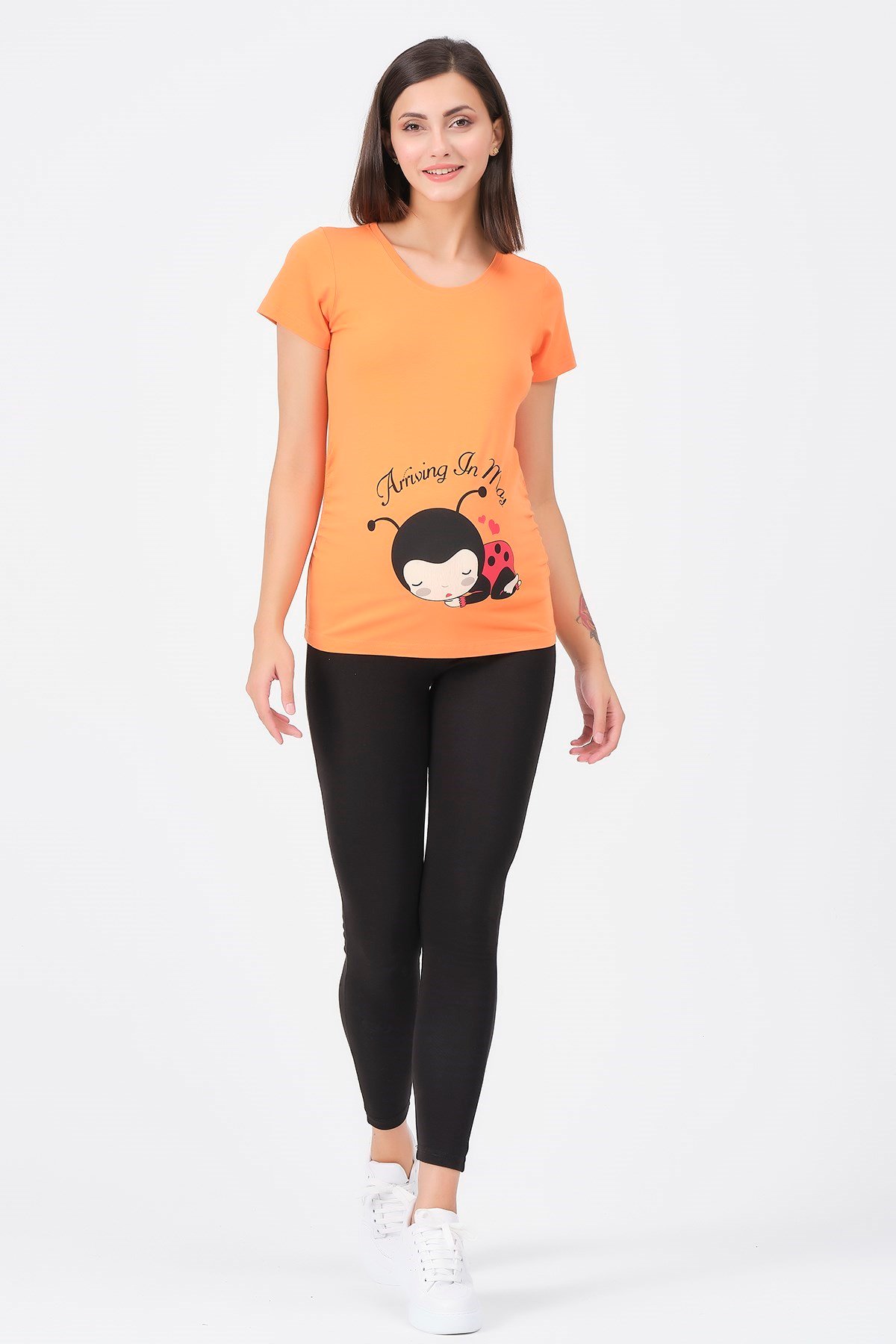 Busa Hamile U Yaka Uğur Böceği Baskılı Tişört Somon