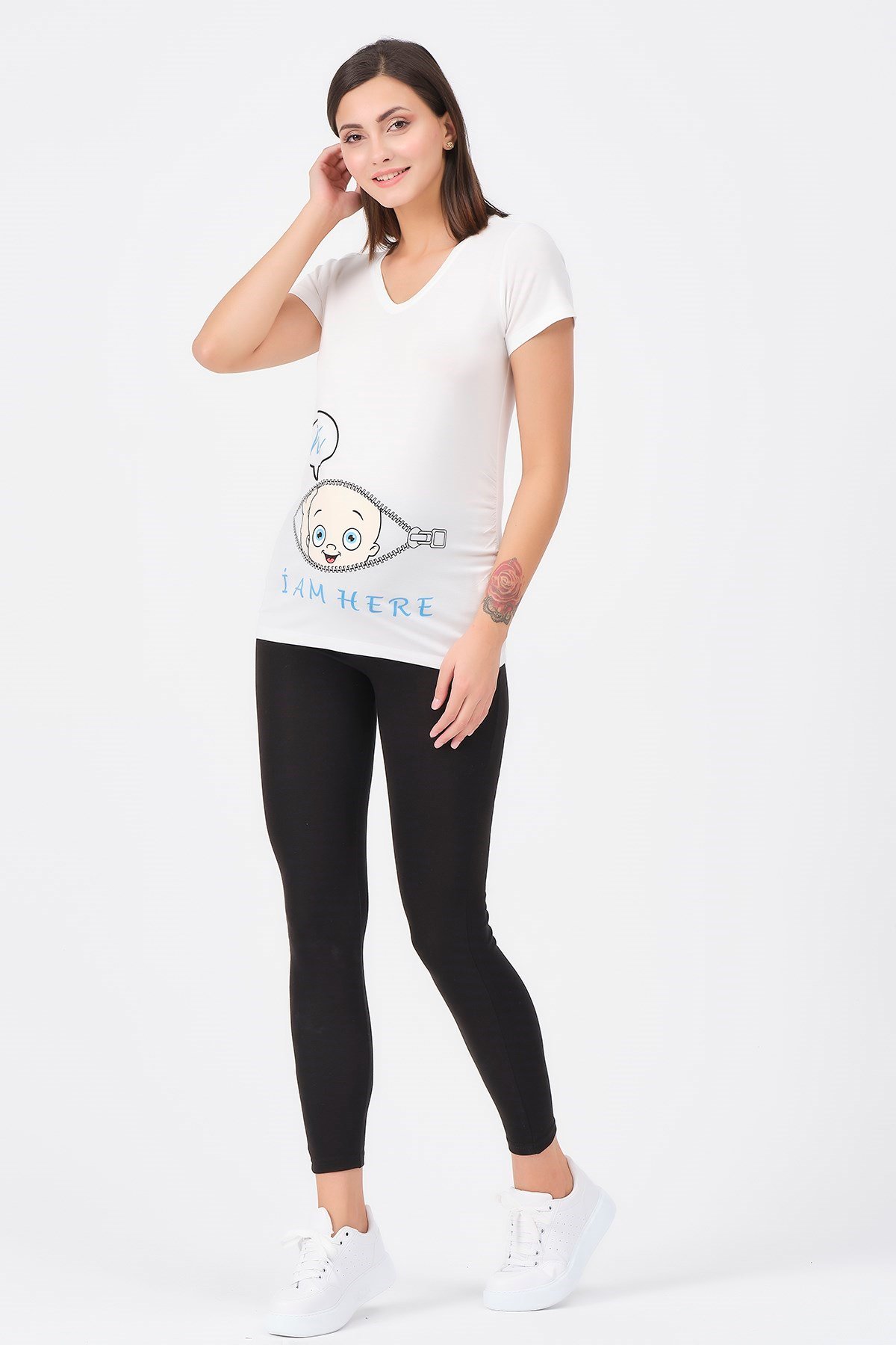 Busa Hamile V Yaka Bebek Baskılı Tişört Ekru